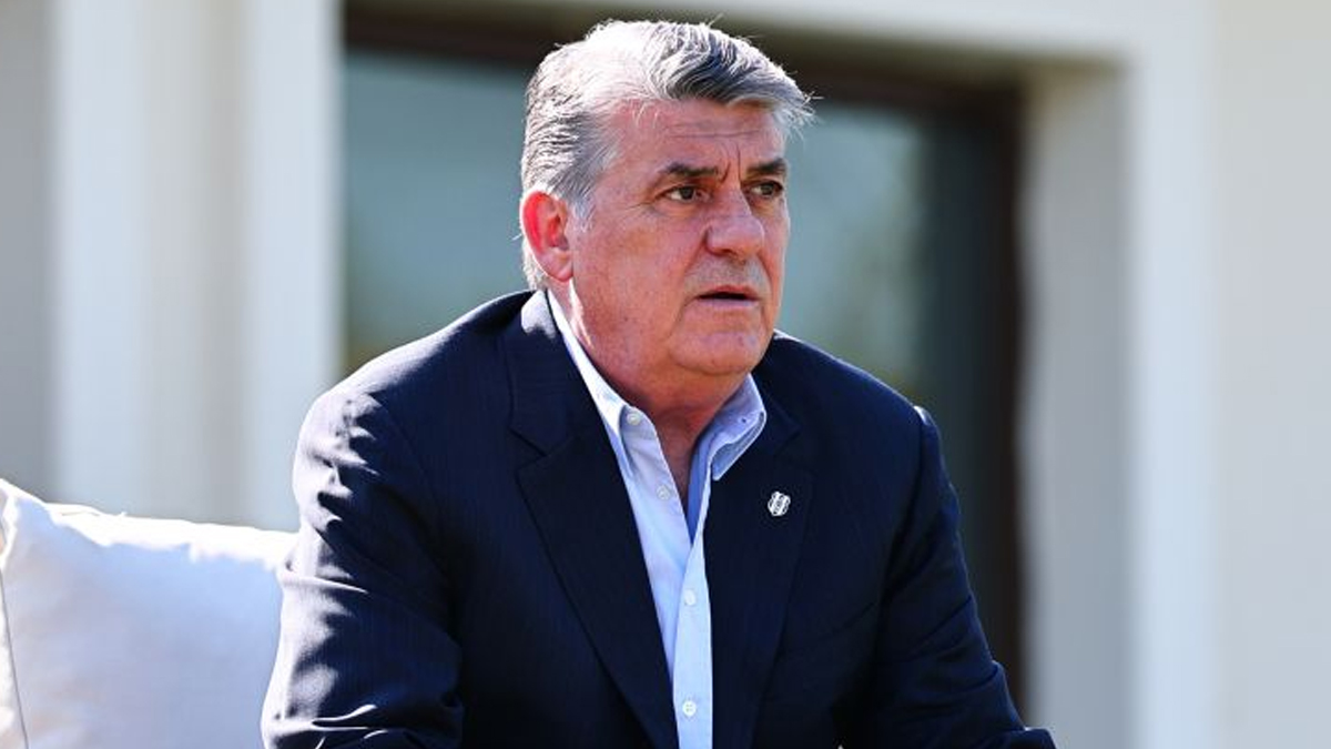 Serdal Adalı, Beşiktaş'ın Gençlerbirliği maçı hazırlıklarını takip etti