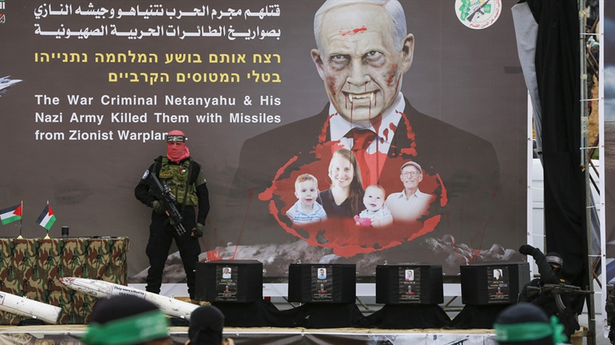 Hamas, 4 İsrailli esirin cesedini Kızılhaç'a teslim etti