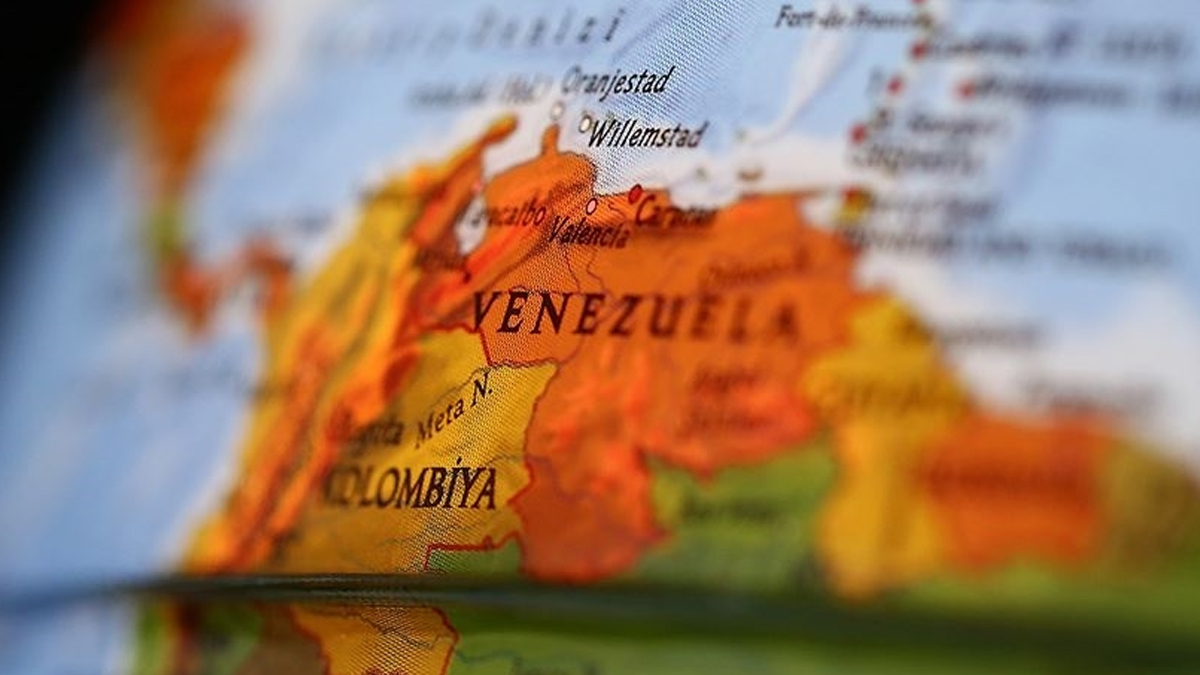 Trump duyurdu! ABD ordusu Venezuela açıklarında tekneyi vurdu: 6 ölü