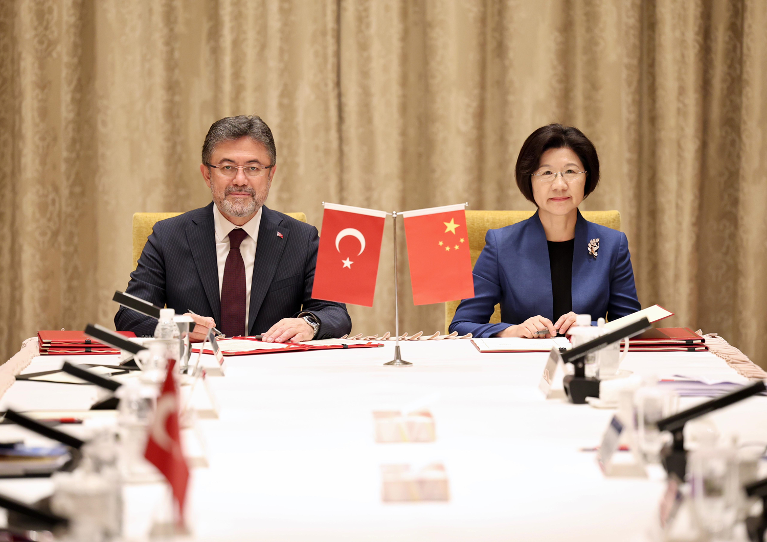 Çin ile imzalar atıldı! Su ürünleri ve badem ihracatında kapılar açıldı