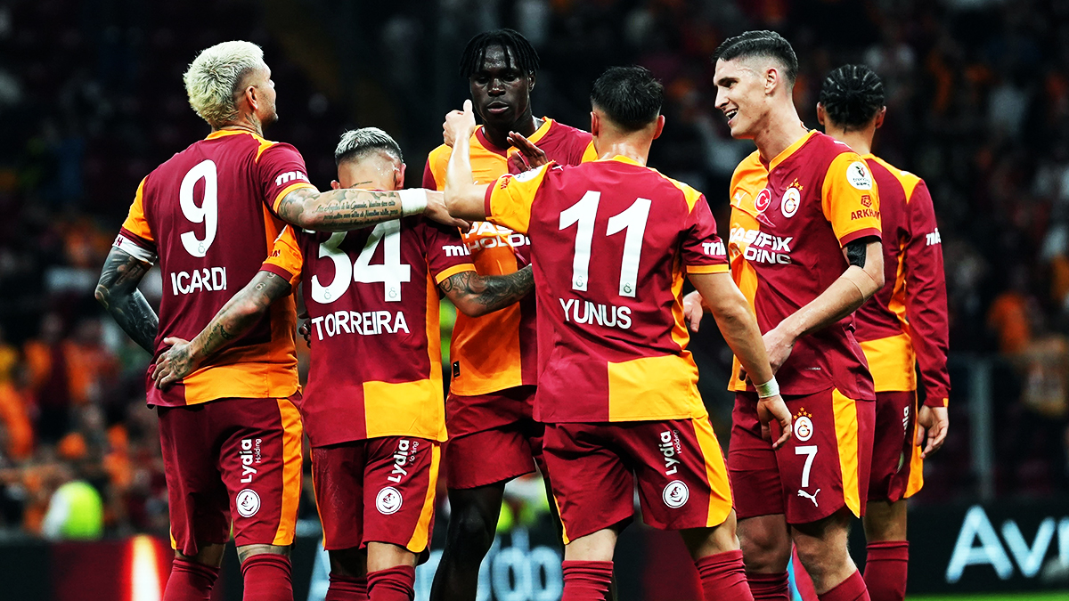 Galatasaray'da 2 eksik! Aslan Başakşehir deplasmanında