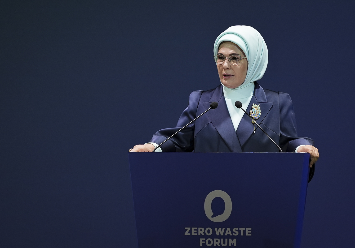 Emine Erdoğan, Sıfır Atık Forumu "Bakanlar Oturumu"nda konuştu: Tüm ülkeler elini taşın altına koymalı