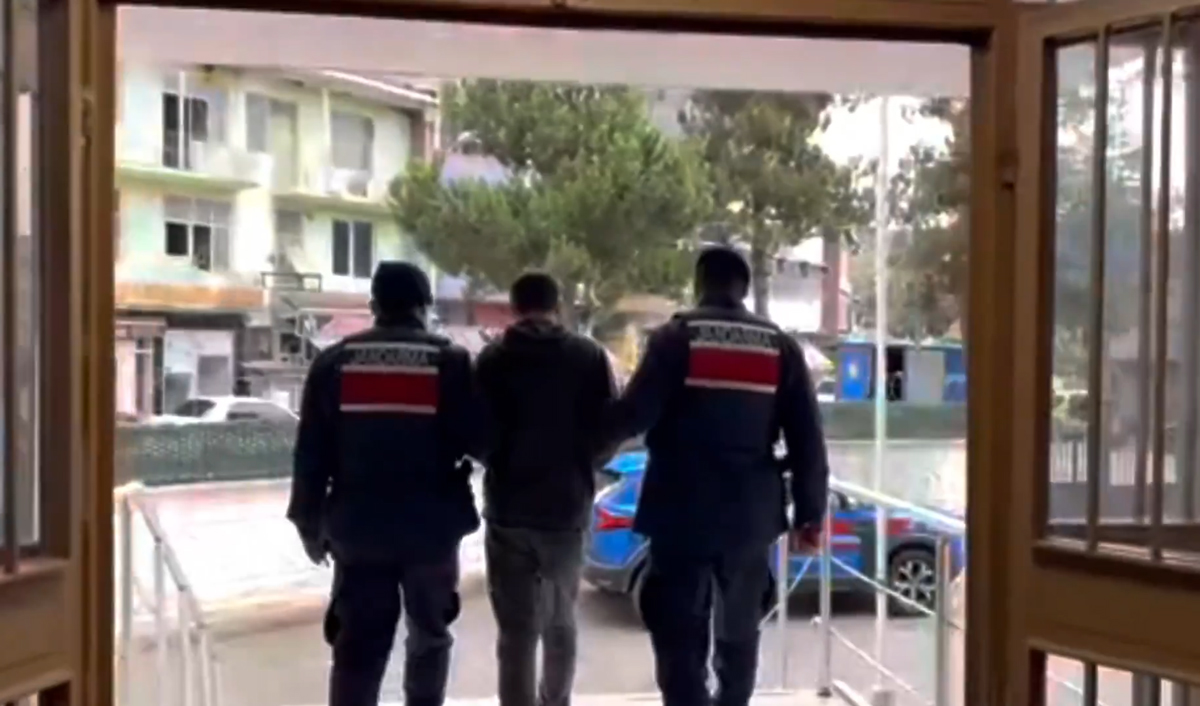 32 ilde FETÖ'ye operasyon! 62 kişi yakalandı