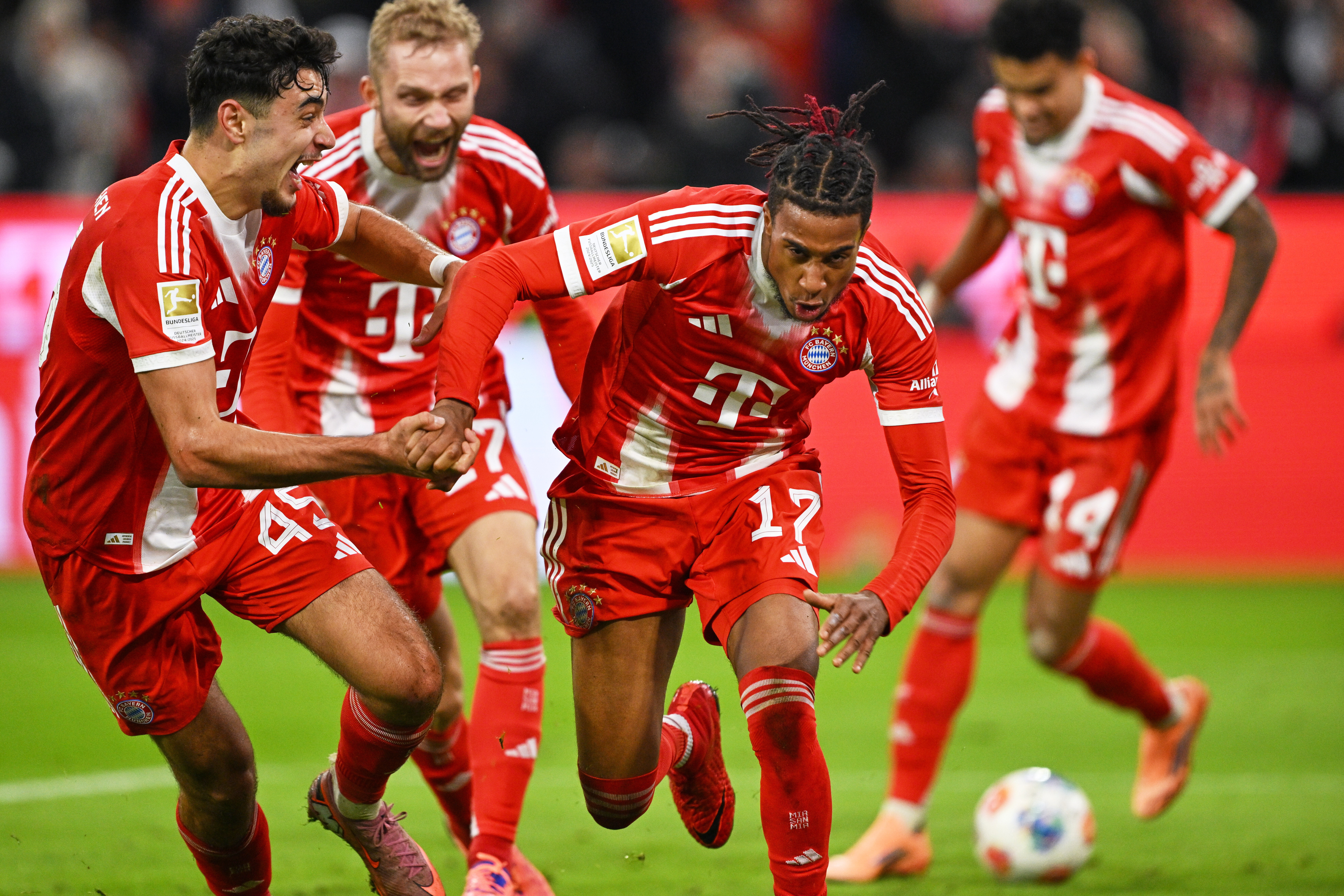 Bayern Münih evinde Borussia Dortmund'a şans tanımadı