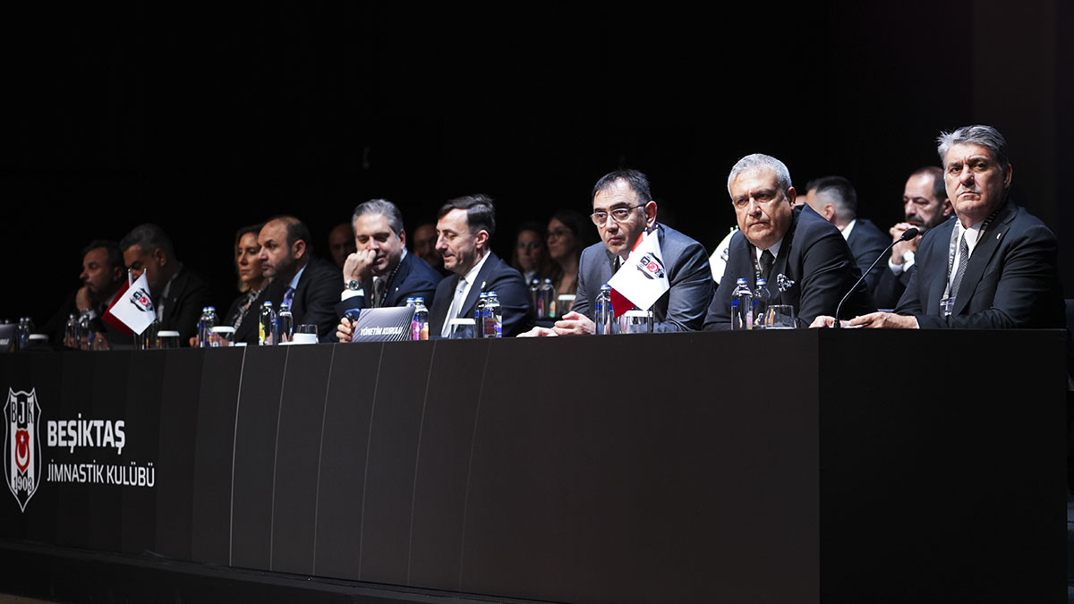 Beşiktaş'ta olağan divan başkanlık seçimi başladı