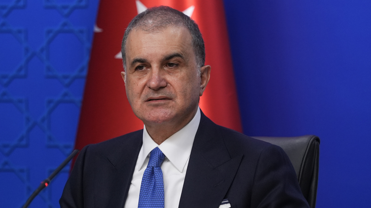 Ömer Çelik kritizira CHP zaradi ustvarjanja sovražnosti