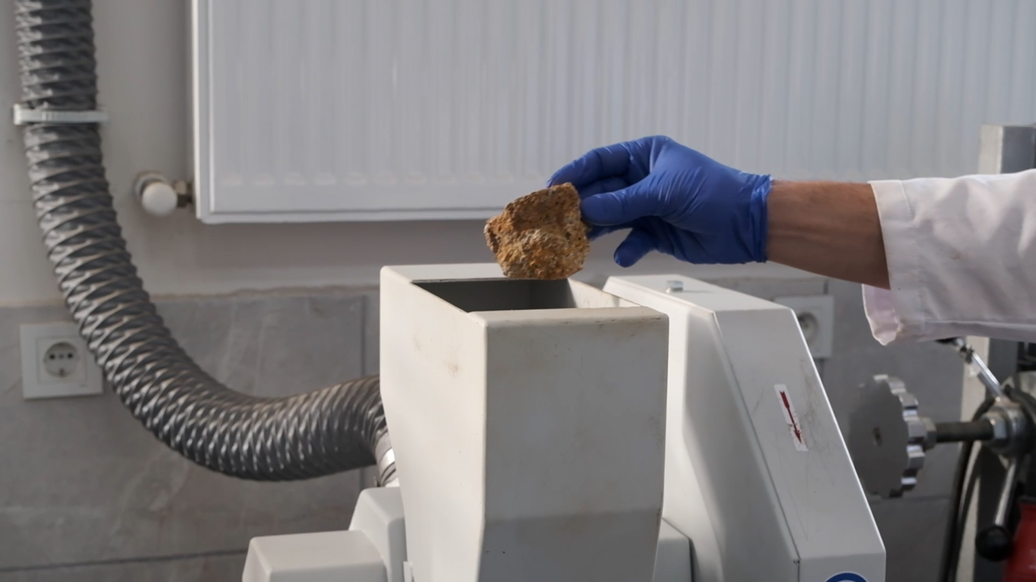 Nadir Toprak Elementleri Enstitüsü'nde yerli sistem kuruldu! Cevherden uç ürüne kadar üretilecek