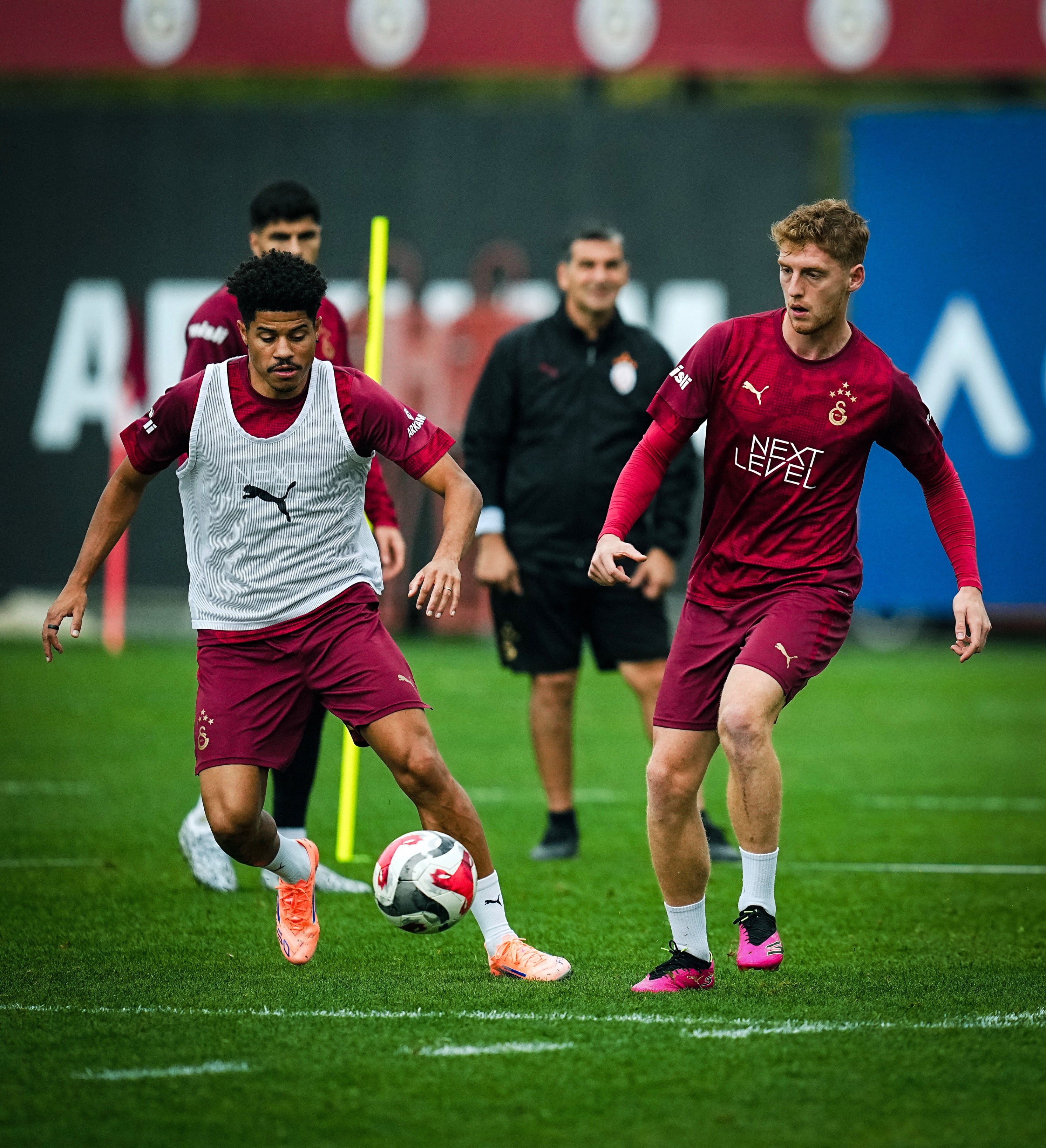 Galatasaray, Göztepe mesaisine başladı