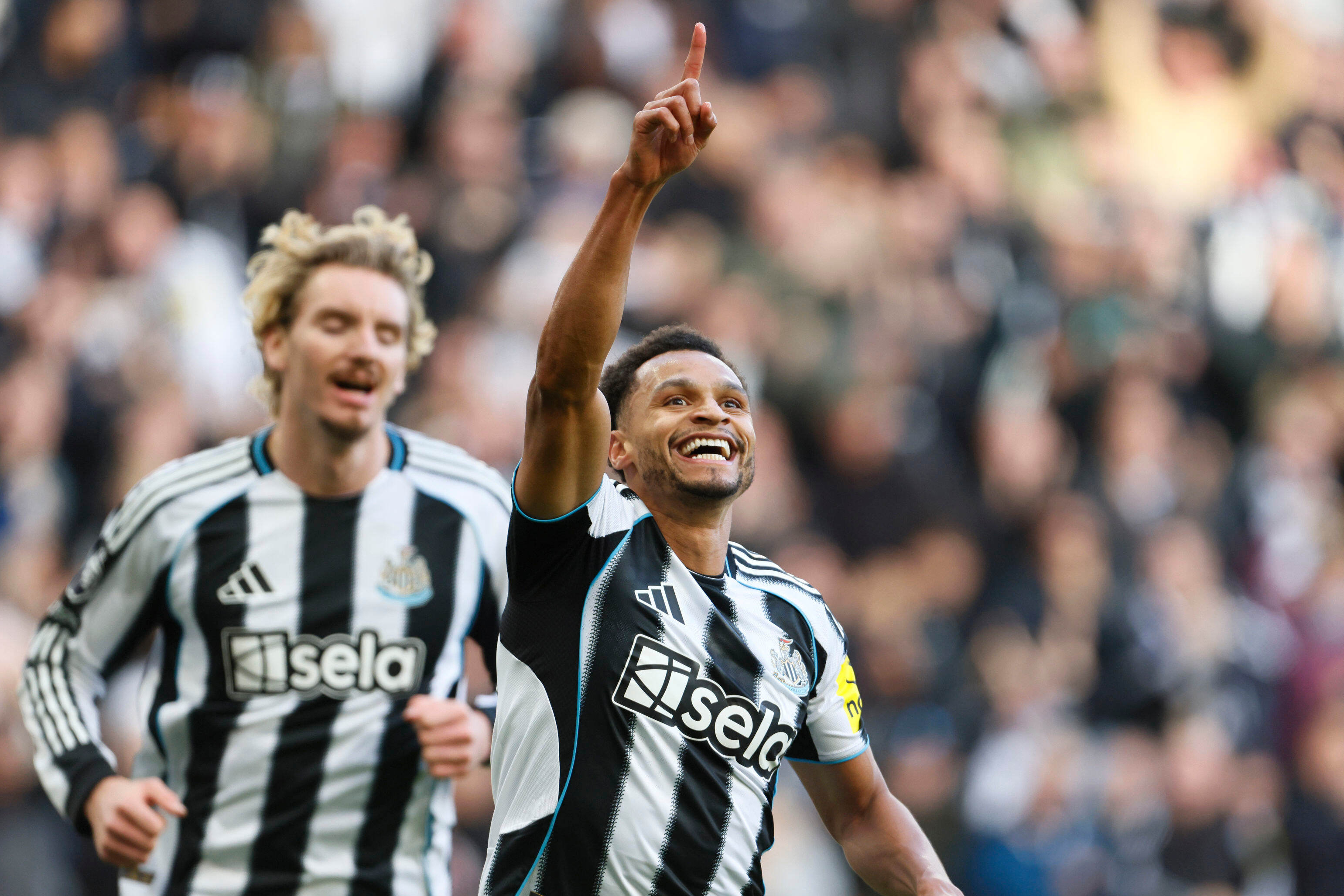 Newcastle United evinde hata yapmadı