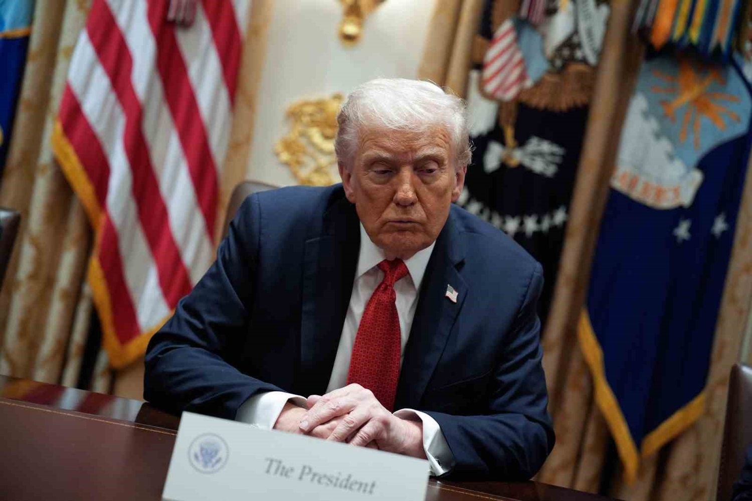 Trump, Kim ile görüşmeye açık olduğunu duyurdu