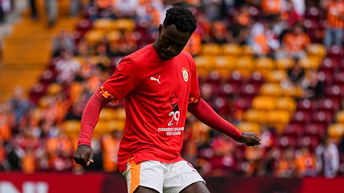 Cezalı duruma düştü! Davinson Sanchez Trabzonspor maçında yok