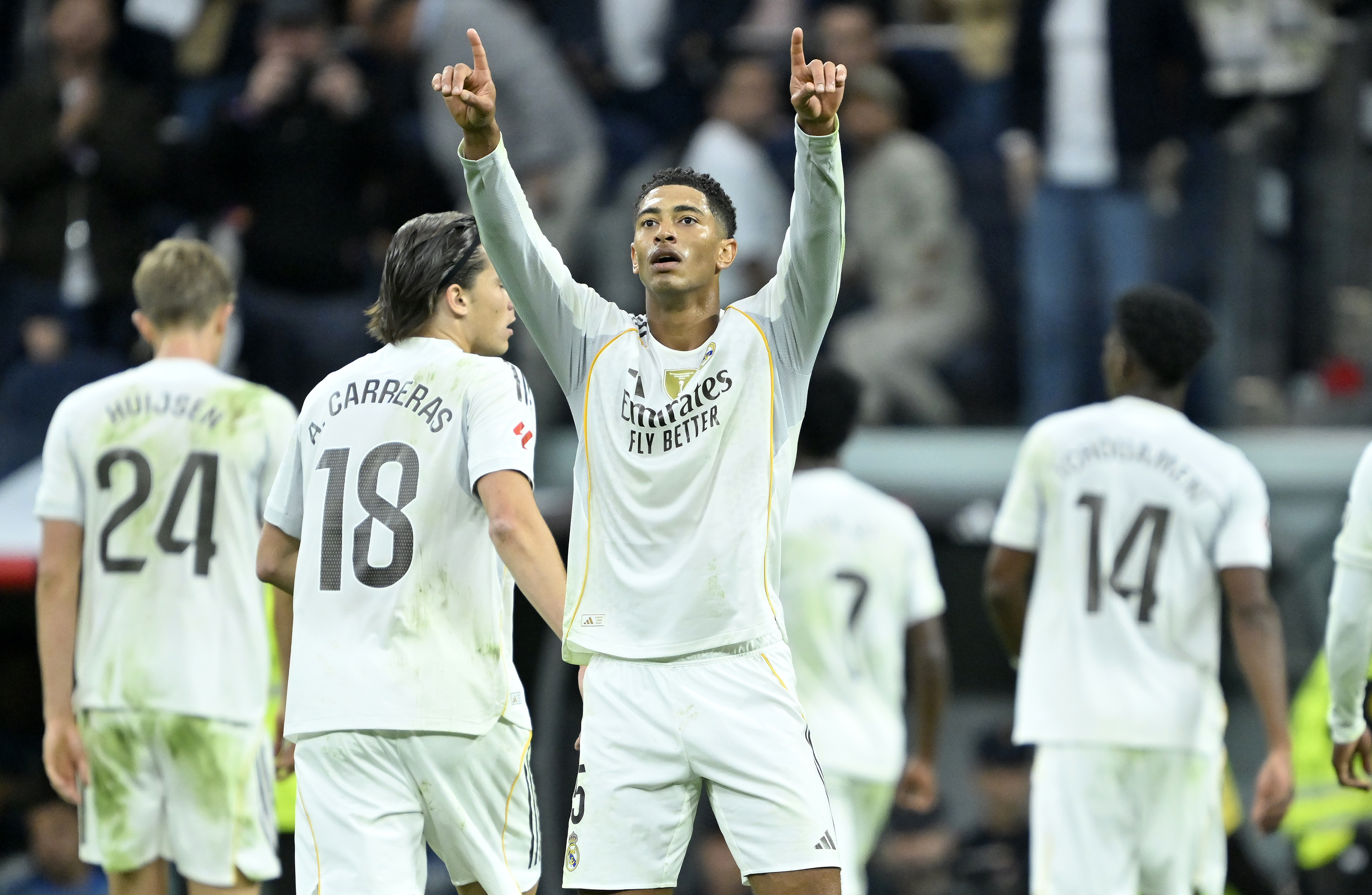 Real Madrid evinde Barça'yı devirdi! İspanya'da zirvede fark açıldı