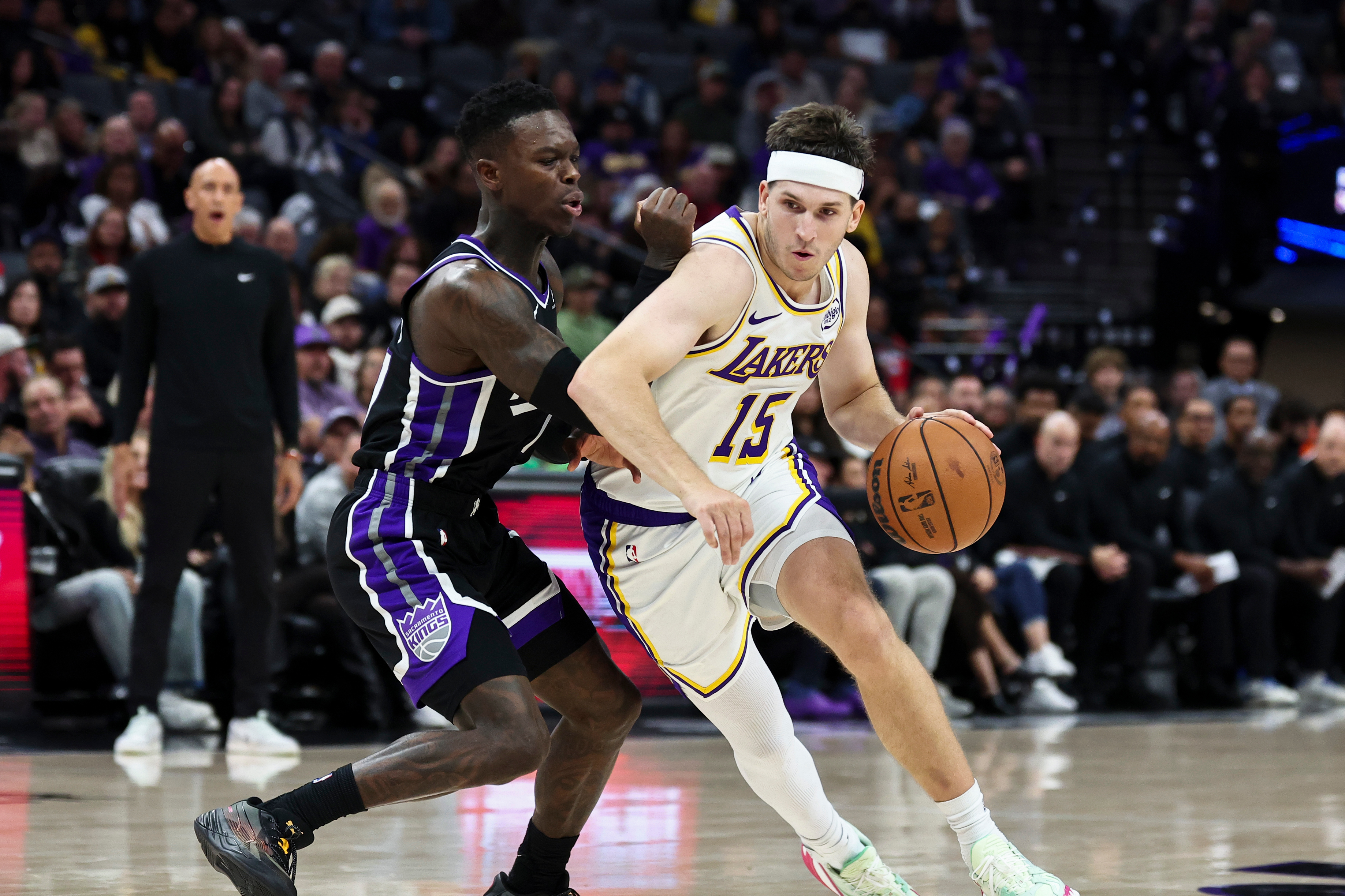 NBA'de Lakers, Kings'i devirdi
