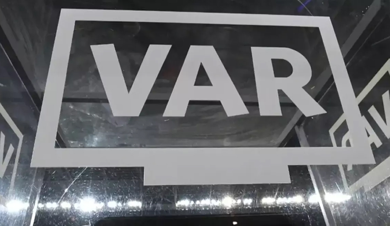 VAR kayıtları açıklandı! İşte tartışmalı pozisyonlar