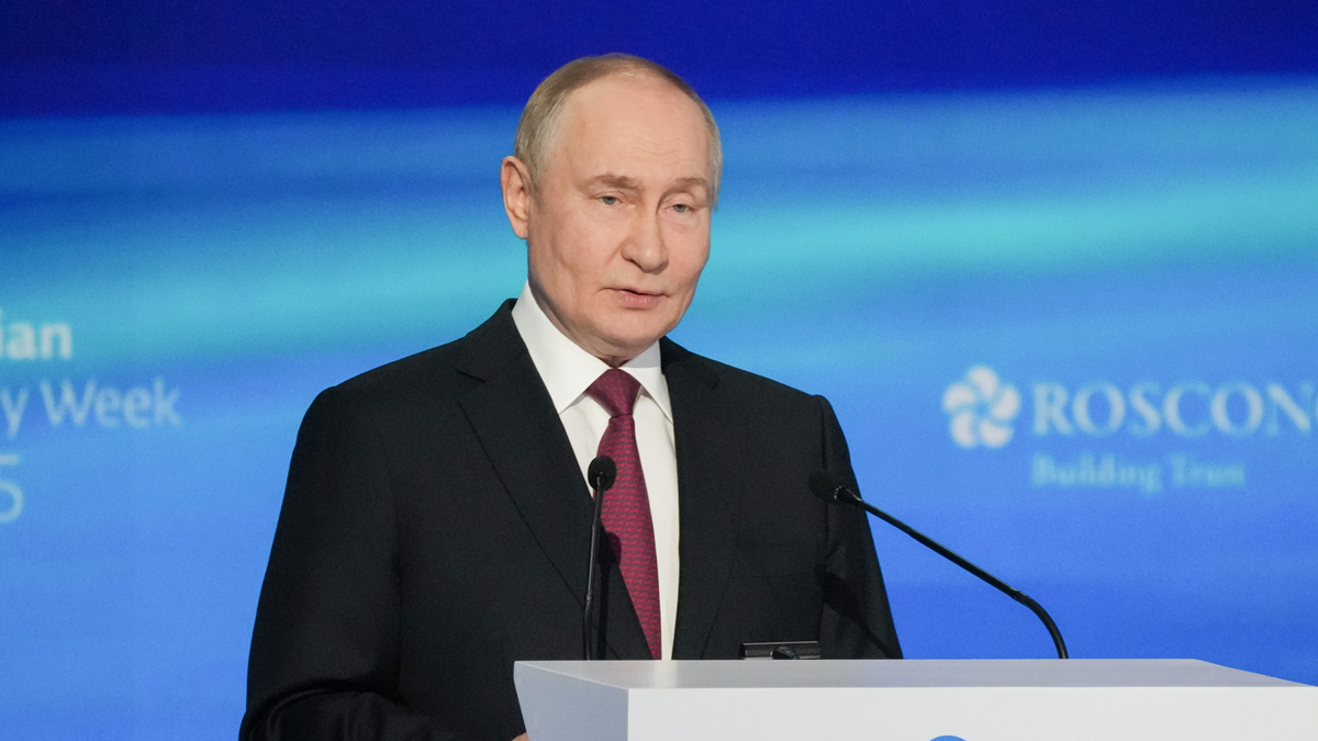 Putin poudaril pomen Istanbula kot središča Evrazije