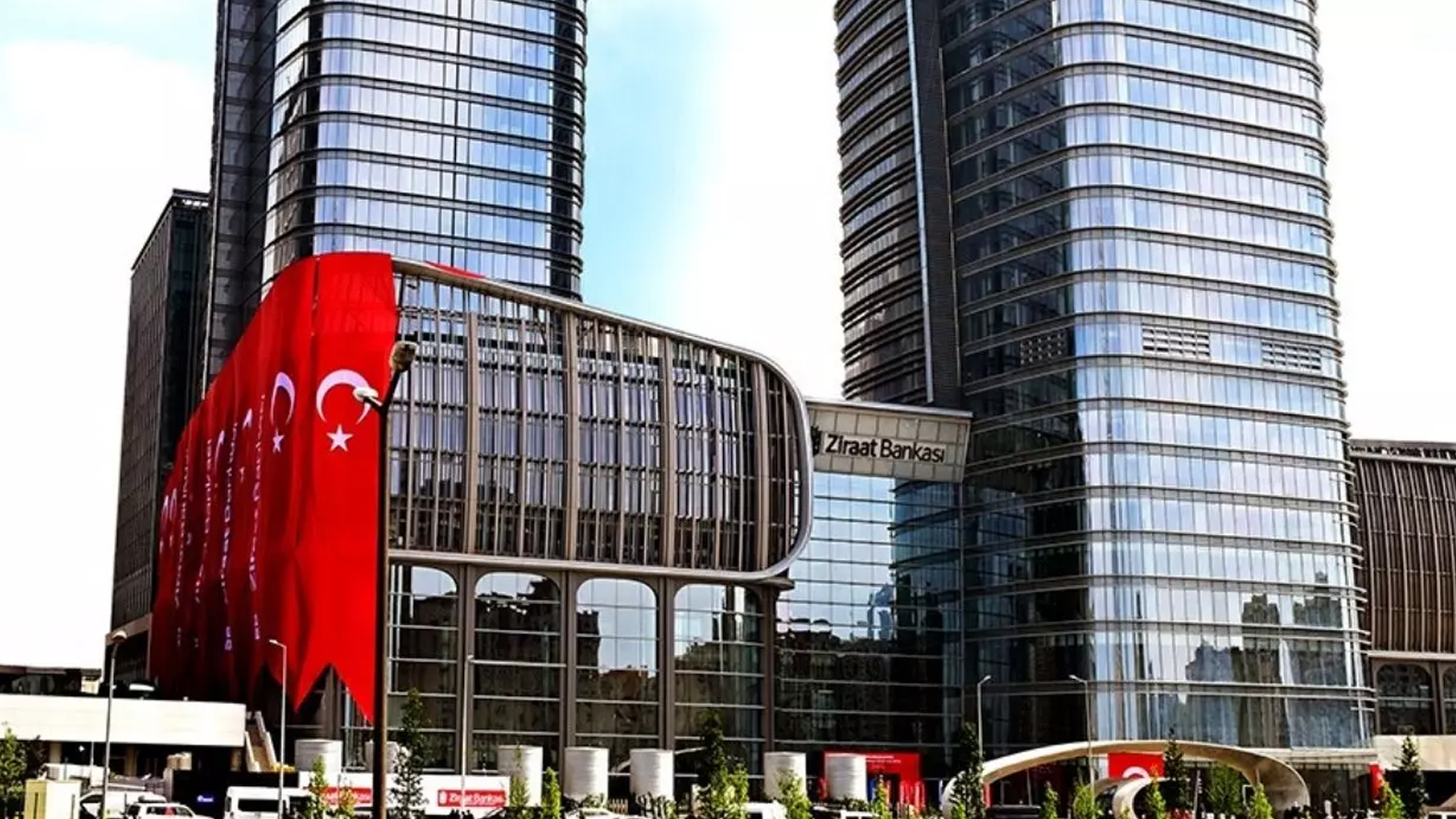 Ziraat Bankası'ndan Sürdürülebilirlik temalı rekor sendikasyon kredisi