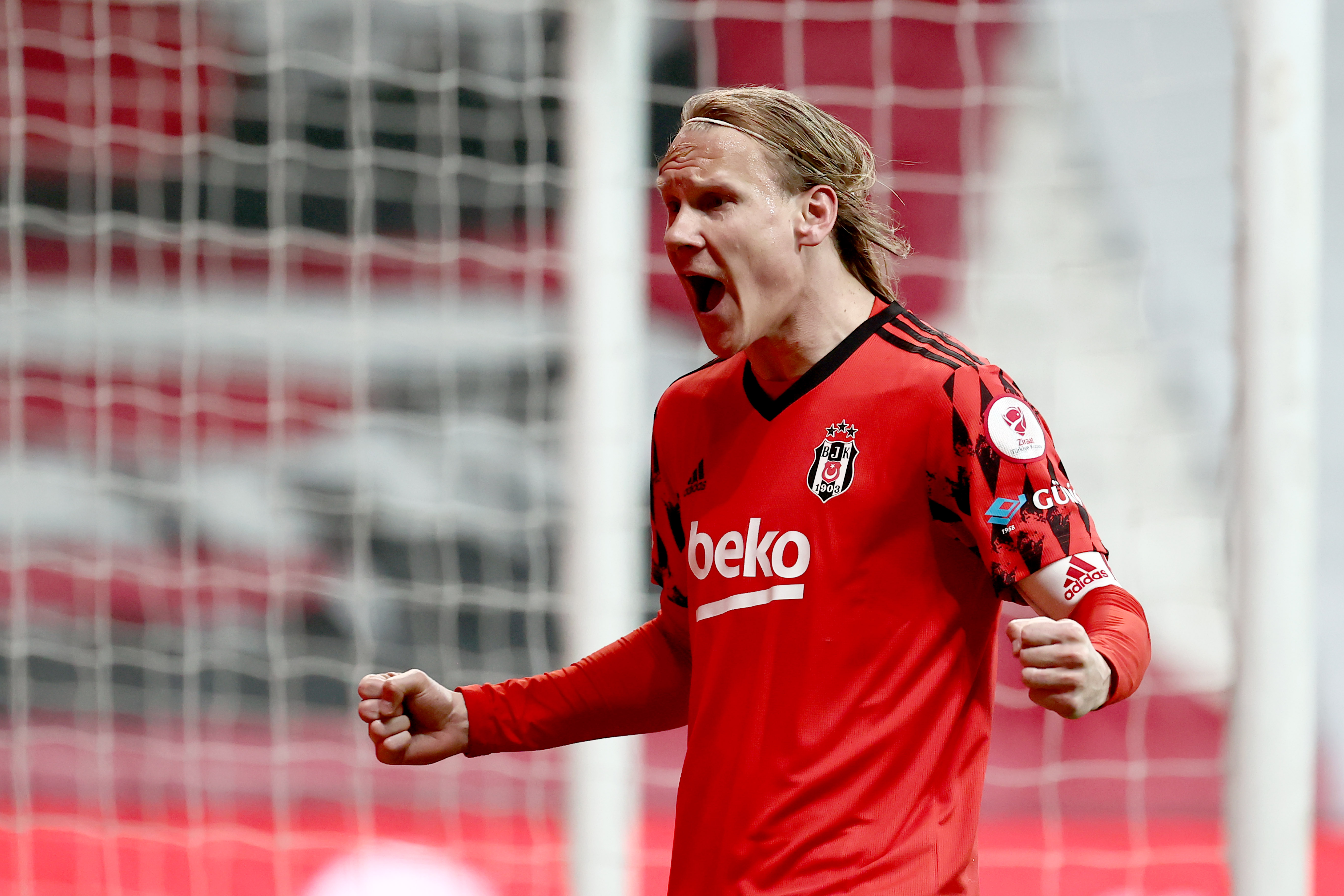 Beşiktaş'ta Fenerbahçe derbisi öncesi Domagoj Vida detayı