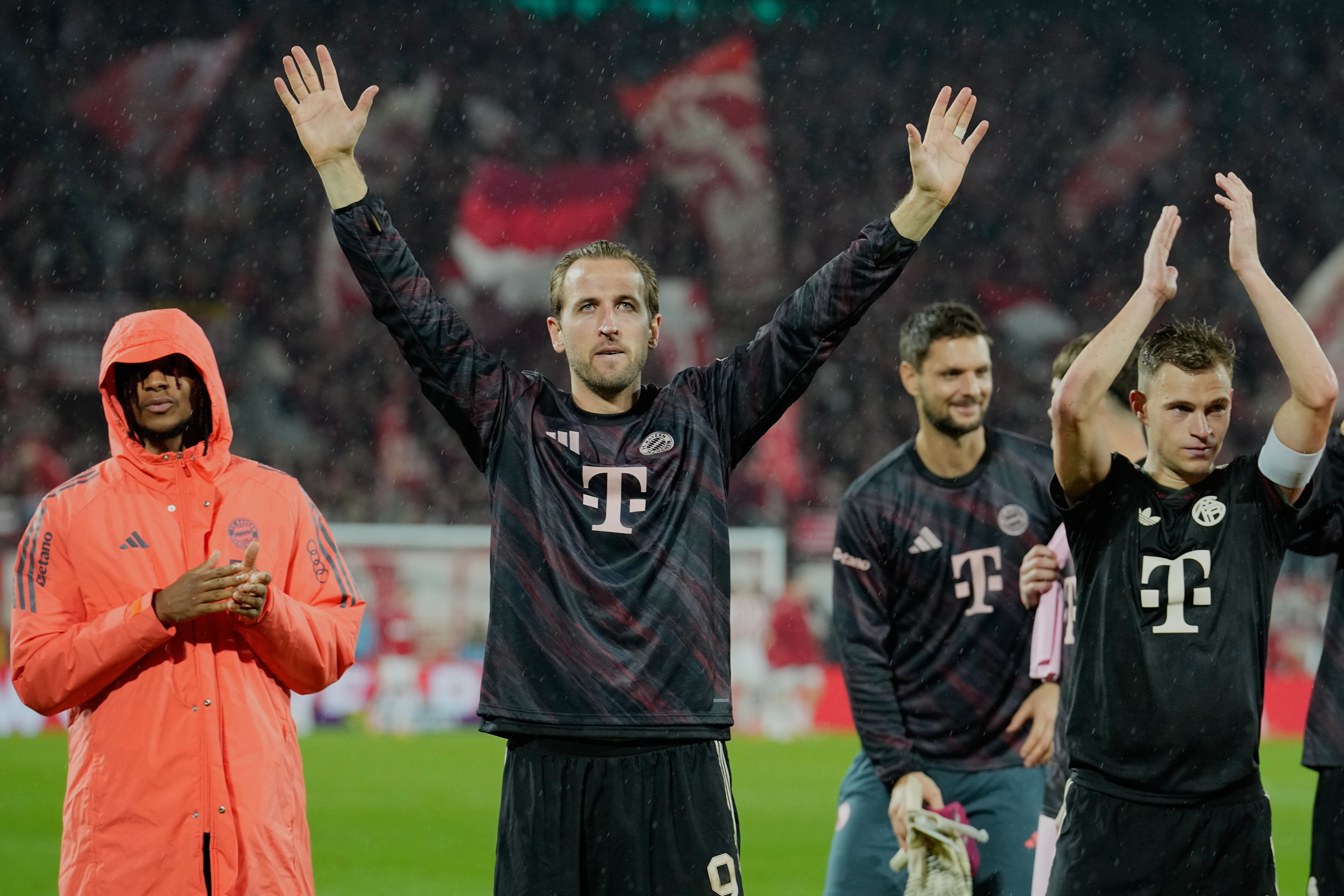 Bayern Münih, Bundesliga'da yoluna kayıpsız devam ediyor