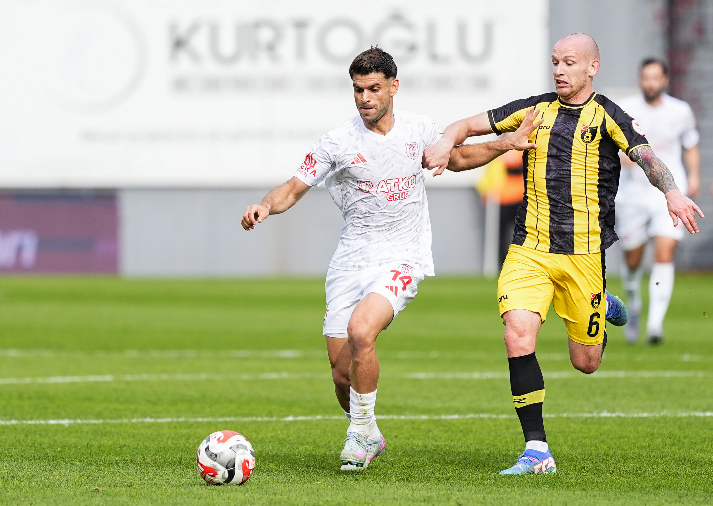 İstanbulspor ile Pendikspor puanları bölüştü