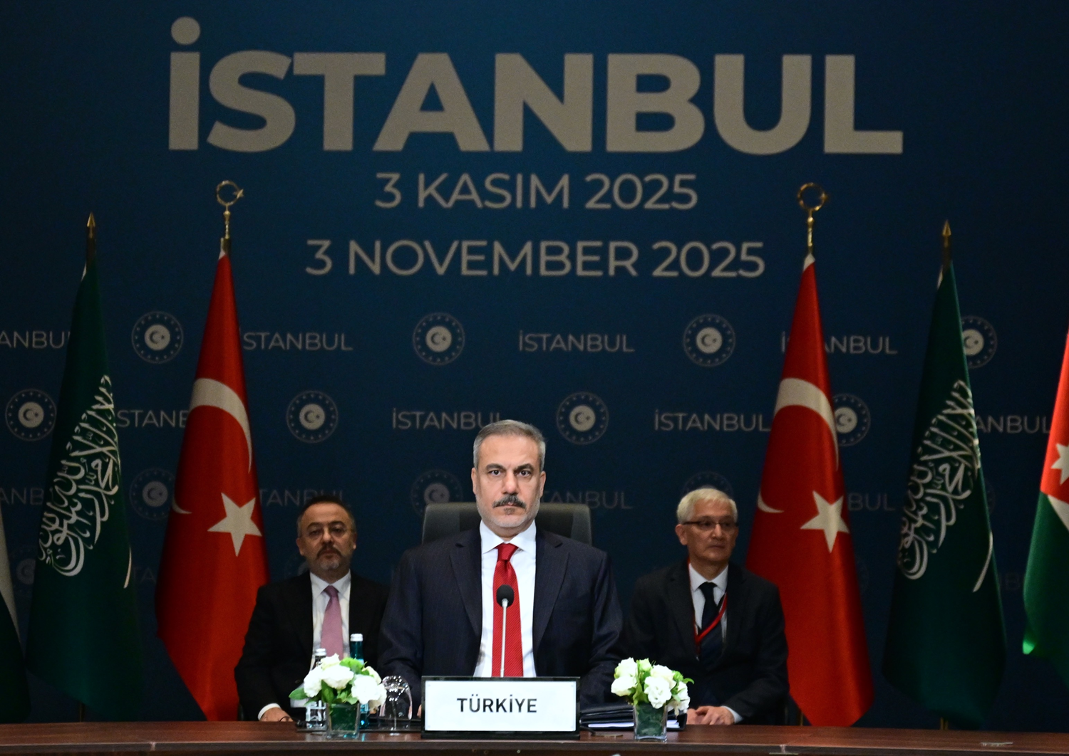 #CANLI İstanbul'da "Gazze" zirvesi! Bakan Fidan açıklamalarda bulunuyor