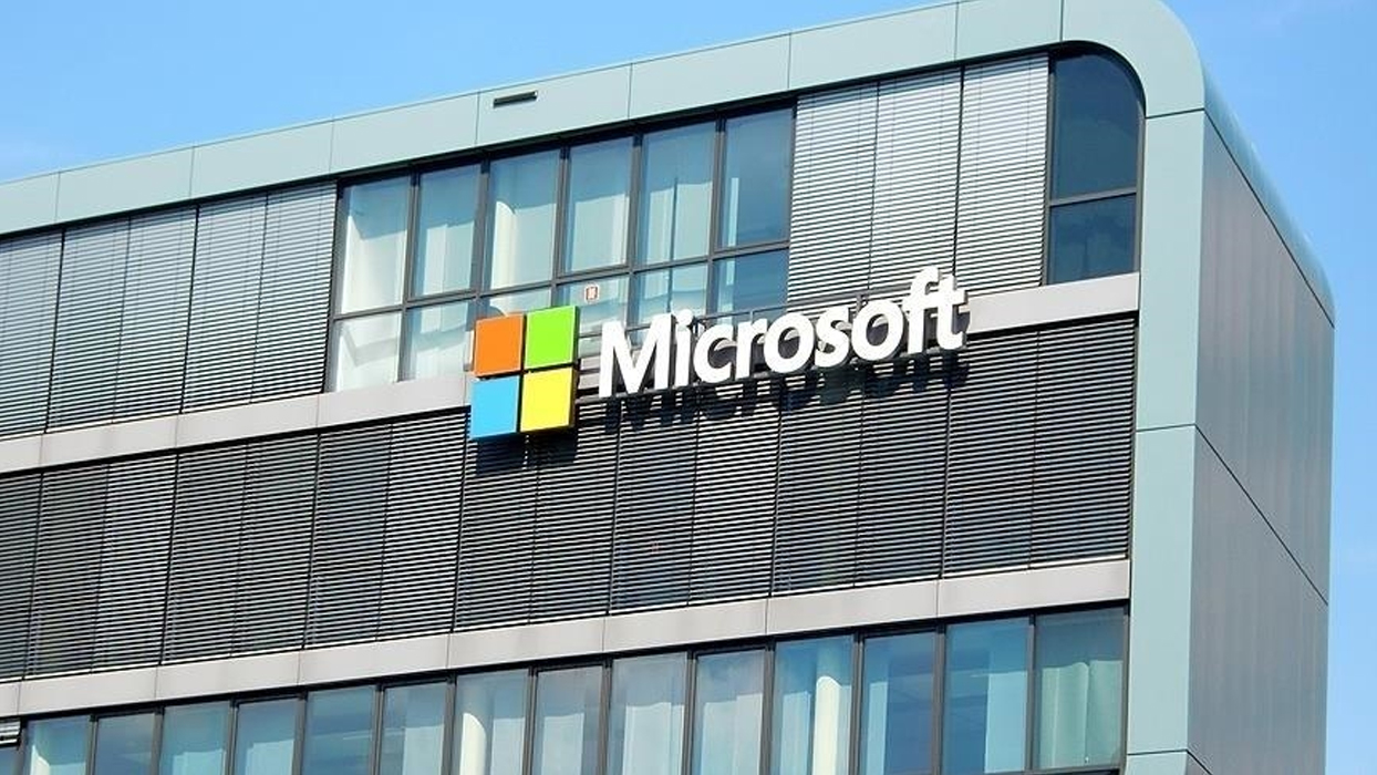 Microsoft'tan BAE'ye dev yatırım kararı