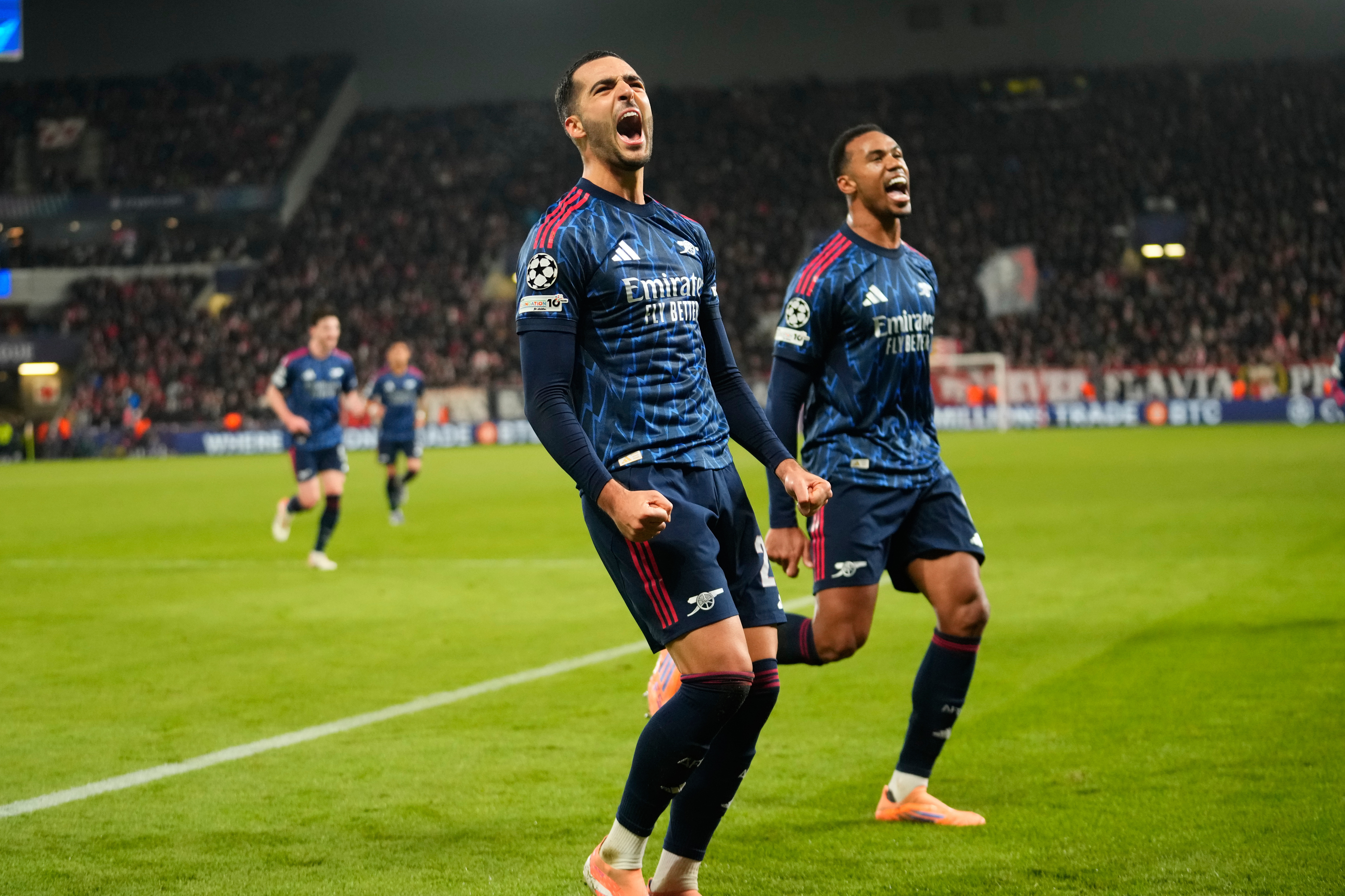 Arsenal, Devler Ligi'nde yoluna 4'te 4 ile devam etti