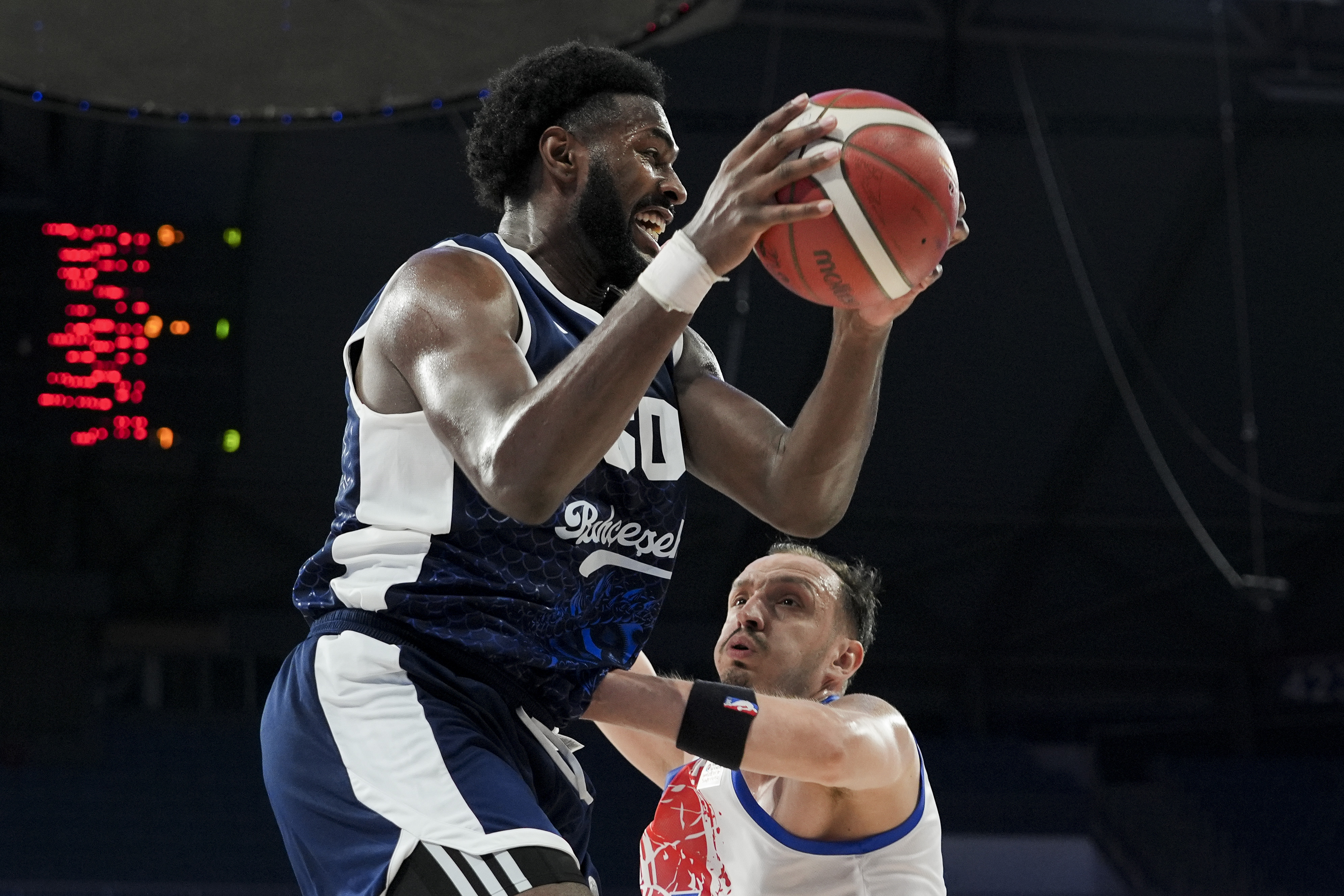 Bahçeşehir Koleji'nin rakibi Hapoel