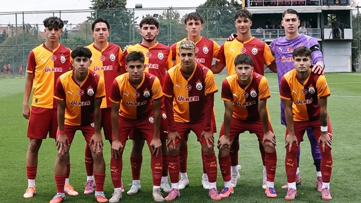 Ajax U19, Galatasaray U19'u farklı mağlup etti