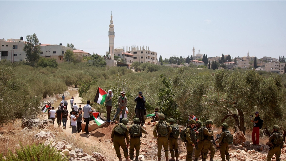 Zaradi izraelskih napadov šest palestinskih družin zapustilo Zahodni breg