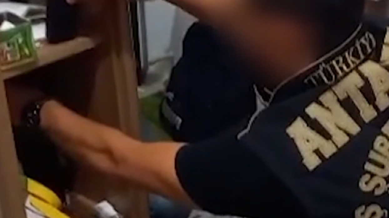 V Antalyi prevaranti z lažno prodajo stanovanja oškodovali kupca za 2,1 milijona lir