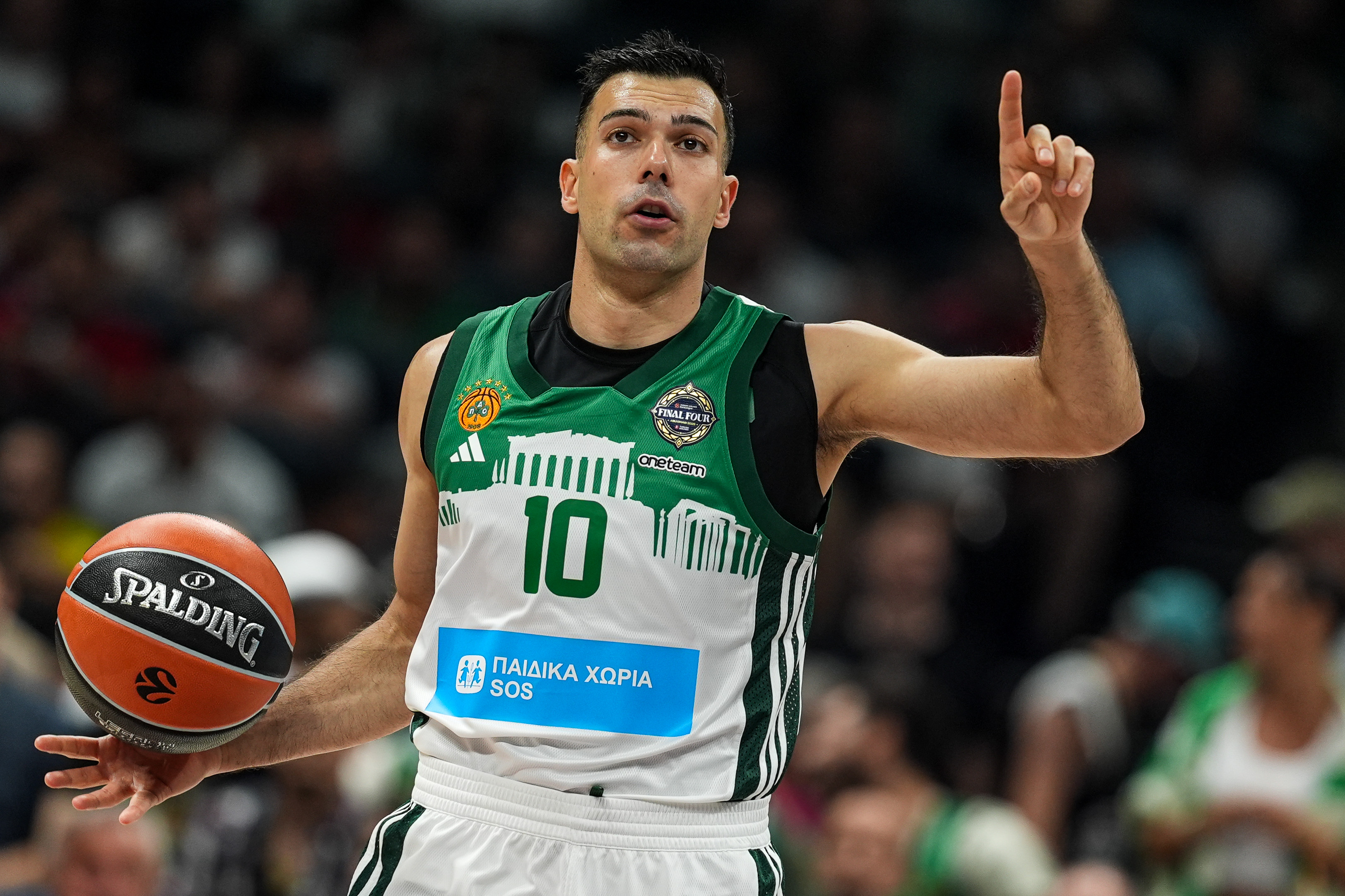 Košarkar Kostas Sloukas podaljšal pogodbo s Panathinaikosom do leta 2027