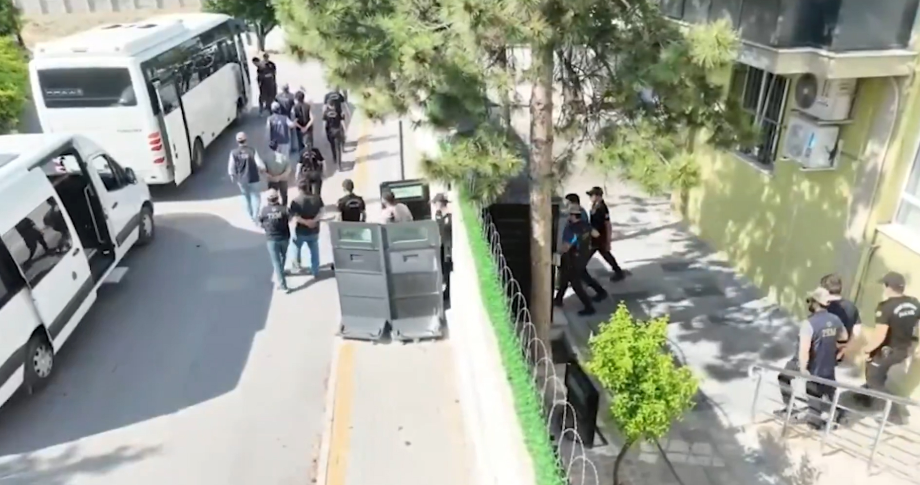 V Turčiji aretirali 67 osumljencev v operacijah proti FETÖ