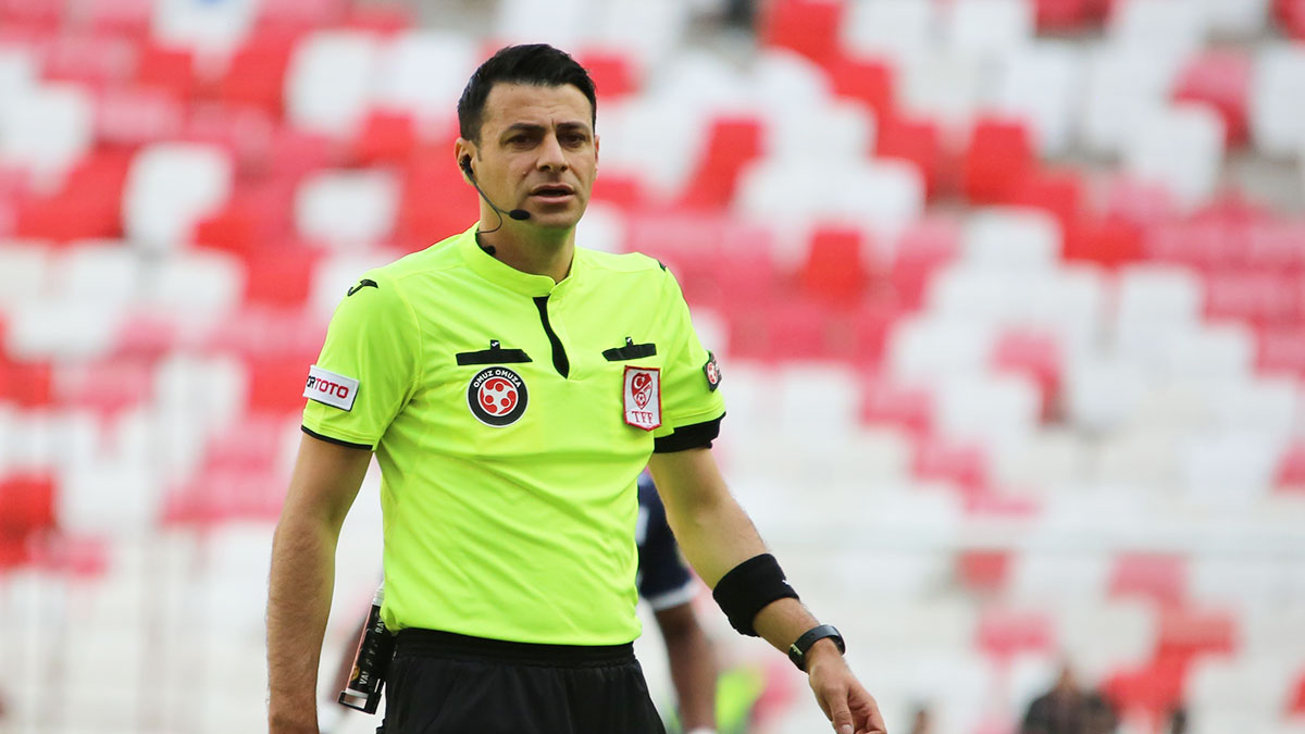Kocaelispor - Galatasaray maçının VAR hakemi Ali Şansalan oldu
