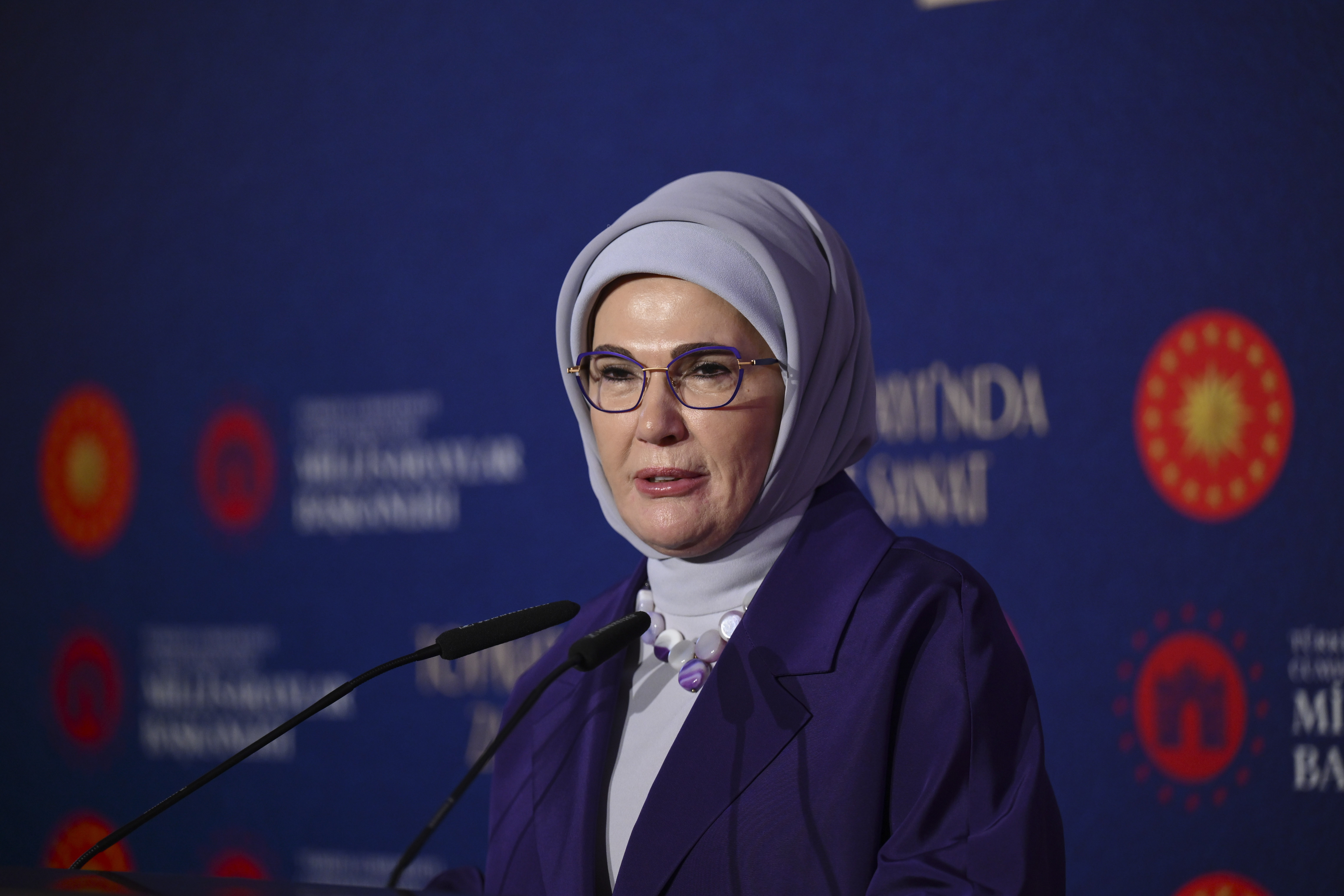 Emine Erdoğan'dan "Yeşil vatan" paylaşımı: Her fidan çocuklarımızın yarınlarına armağan olsun