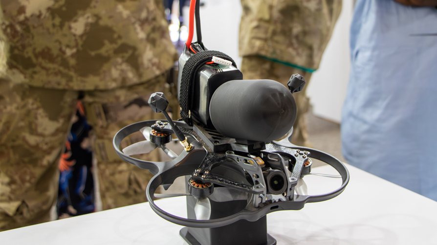 Milli kamikaze dronlar sahneye çıktı... Muharebe sahasında oyun değiştirici olacak