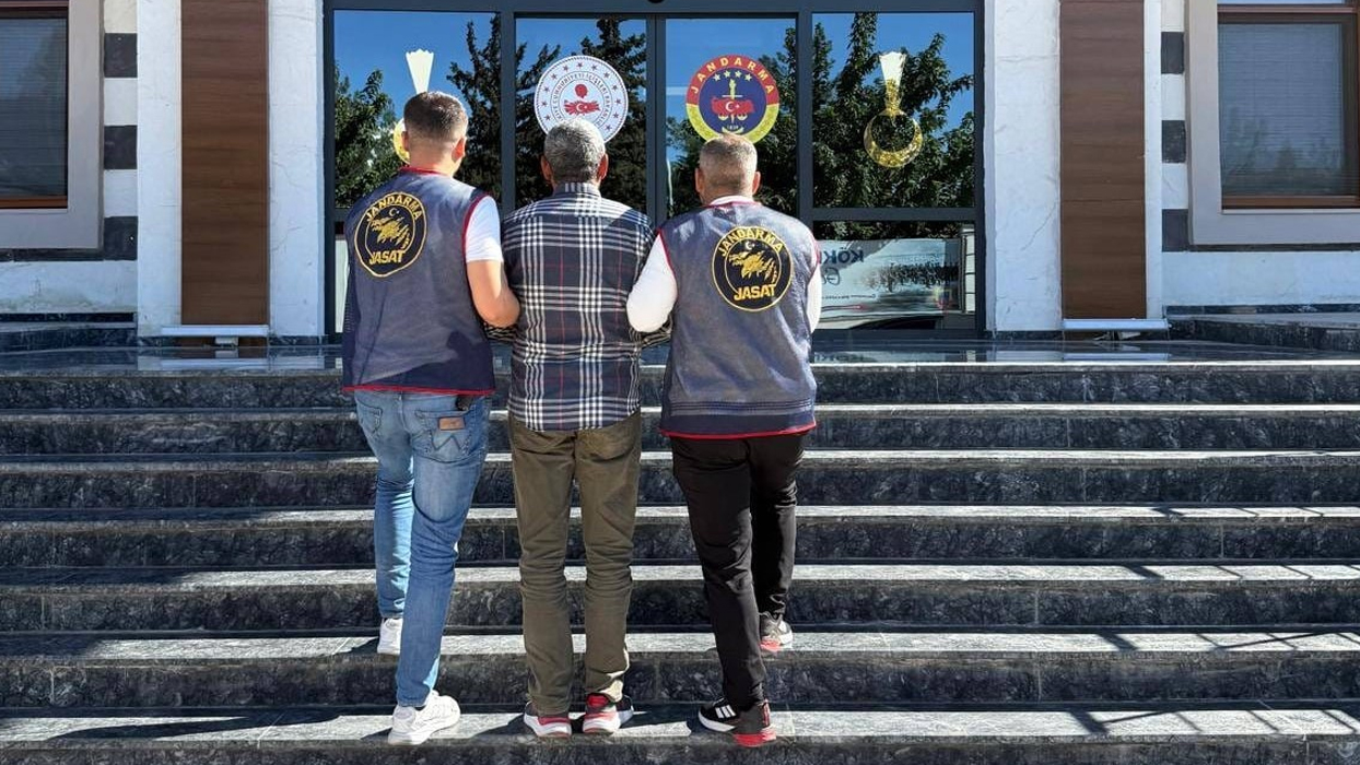 V dveh turških provincah aretirali devet osumljencev zaradi povezav s FETÖ