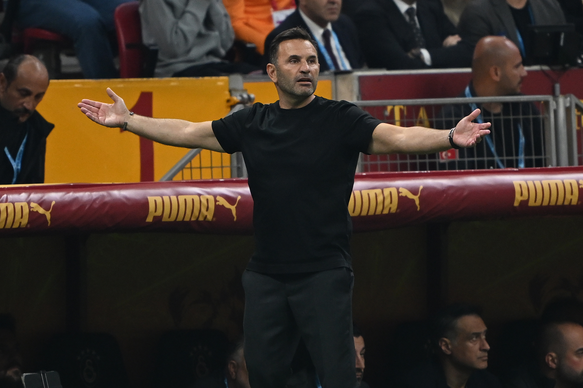 Galatasaray po dveh tekmah znova zmagal, Gençlerbirliği premagan s 3:2