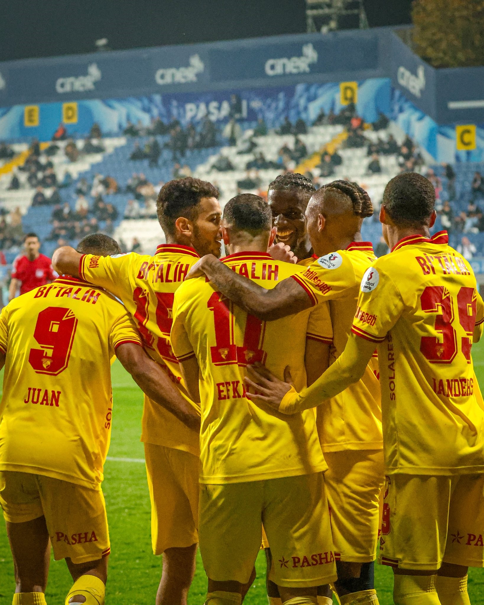 Göztepe sahasında Kocaelispor'u ağırlayacak