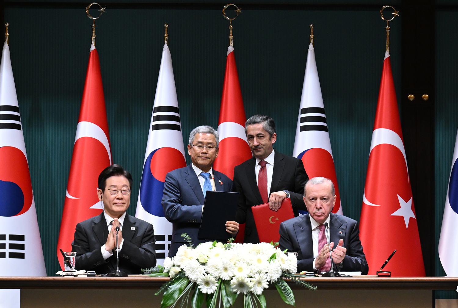 Türkiye ile Güney Kore arasında "nükleer" anlaşma imzalandı