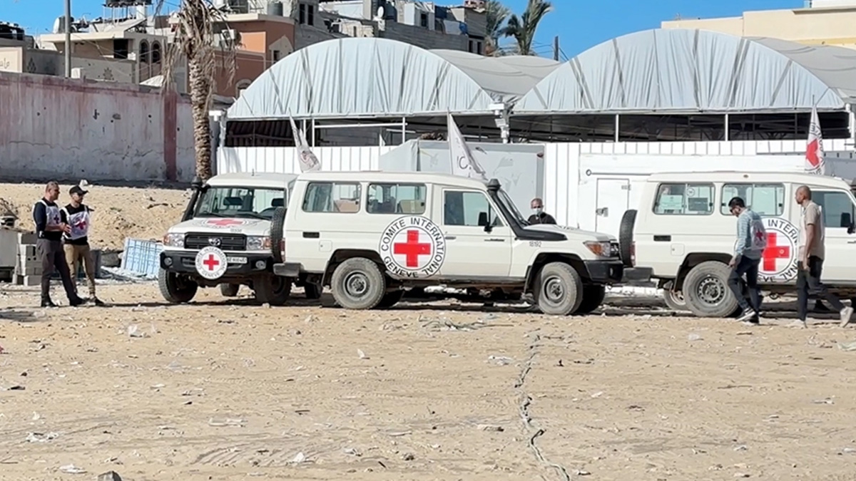 Iz Gaze predano truplo izraelskega talca Rdečemu križu