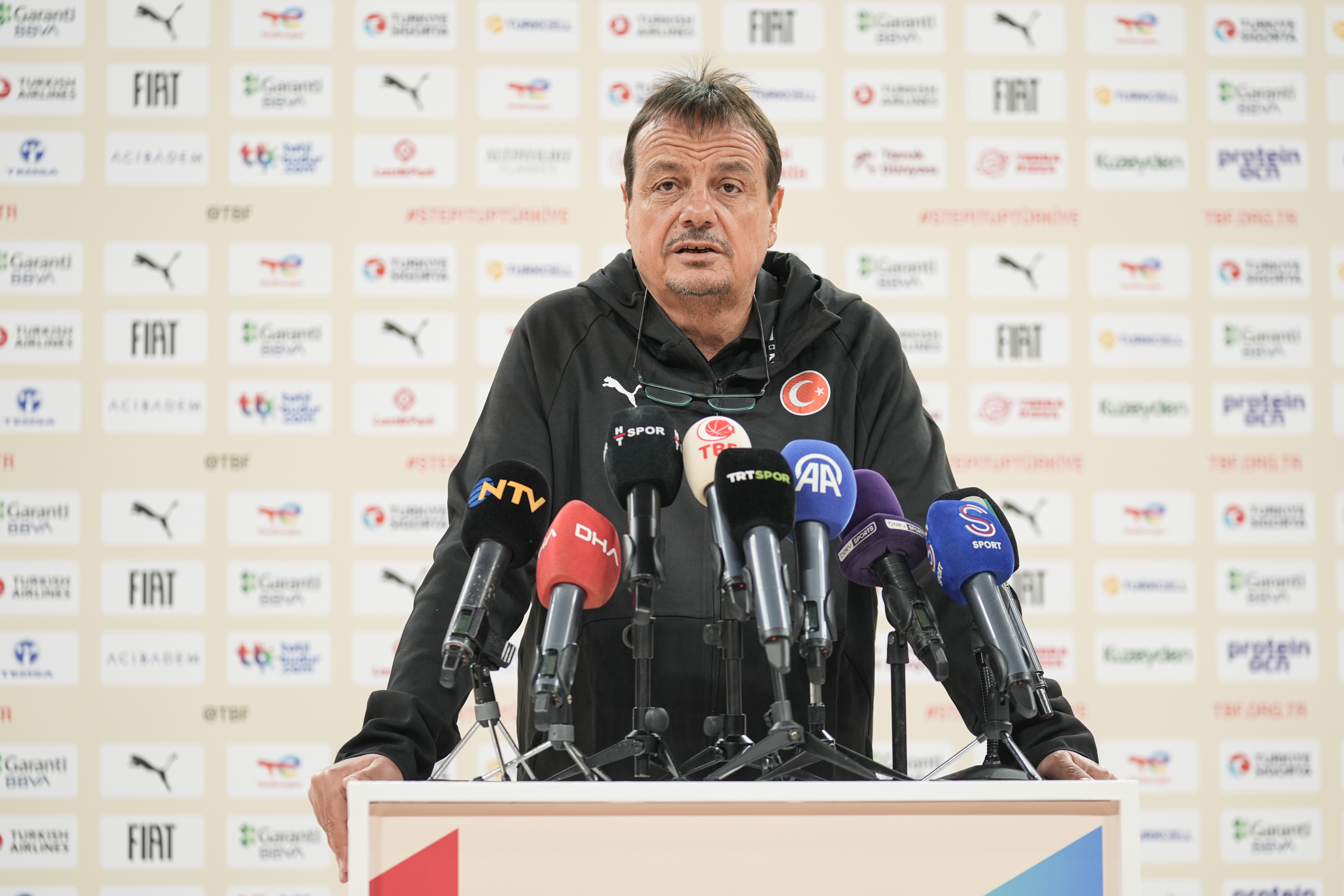 Ergin Ataman: Hedefimiz Dünya Kupası'na katılmak
