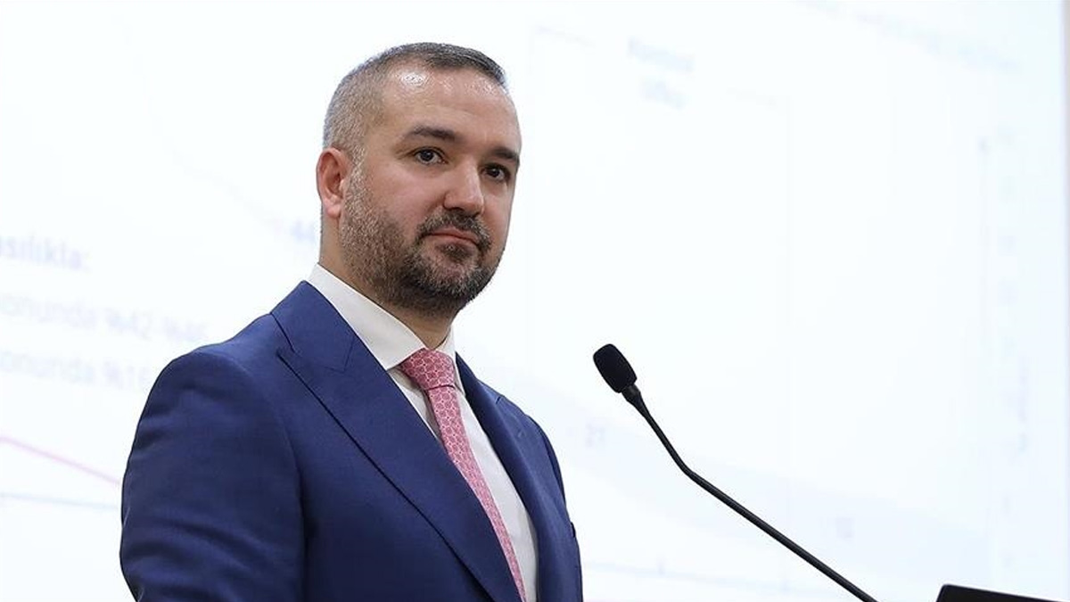Guverner turške centralne banke Karahan napoveduje enomestno inflacijo
