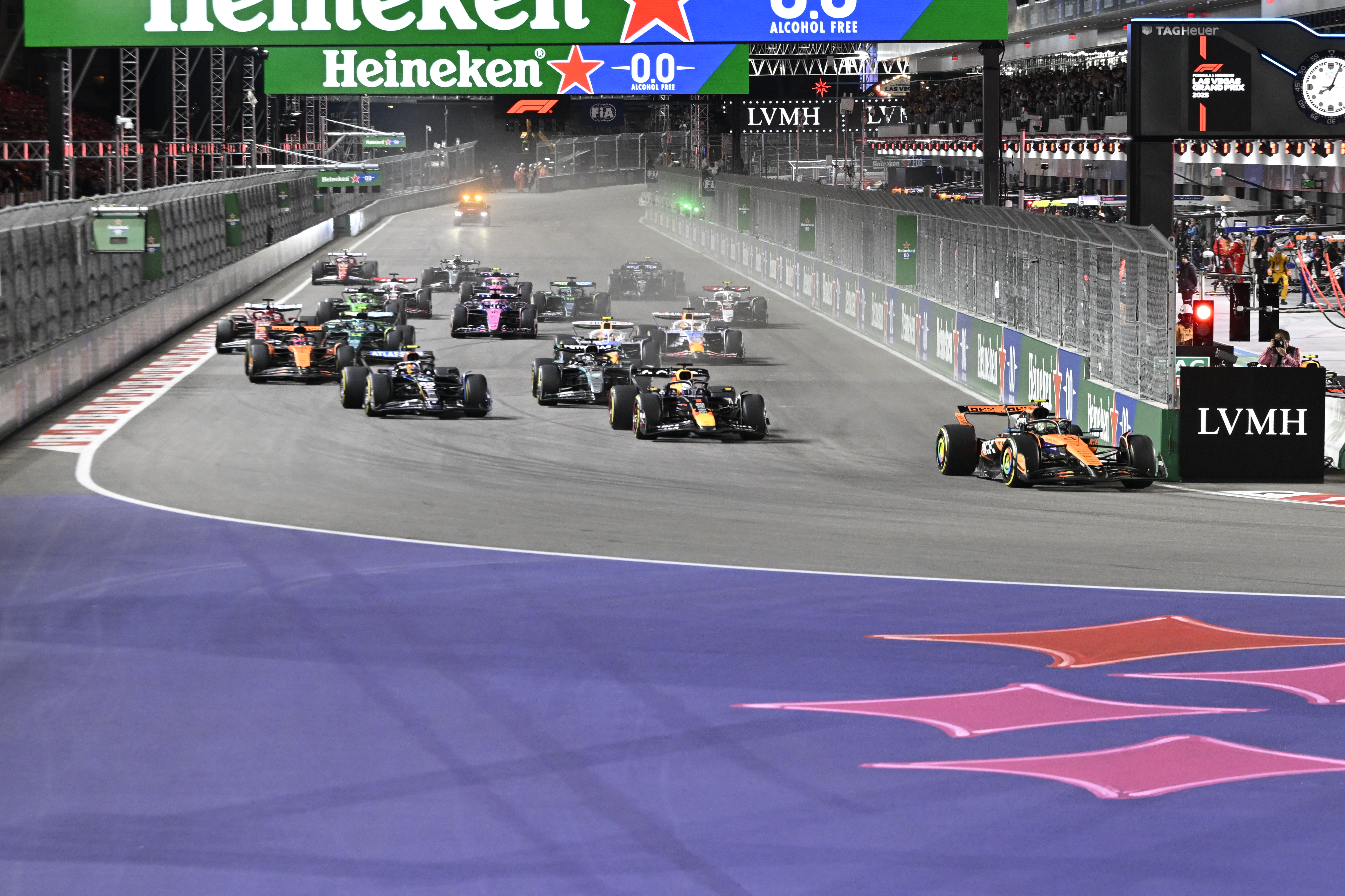 Formula 1'de Katar GP'si şampiyonu belirleyebilir