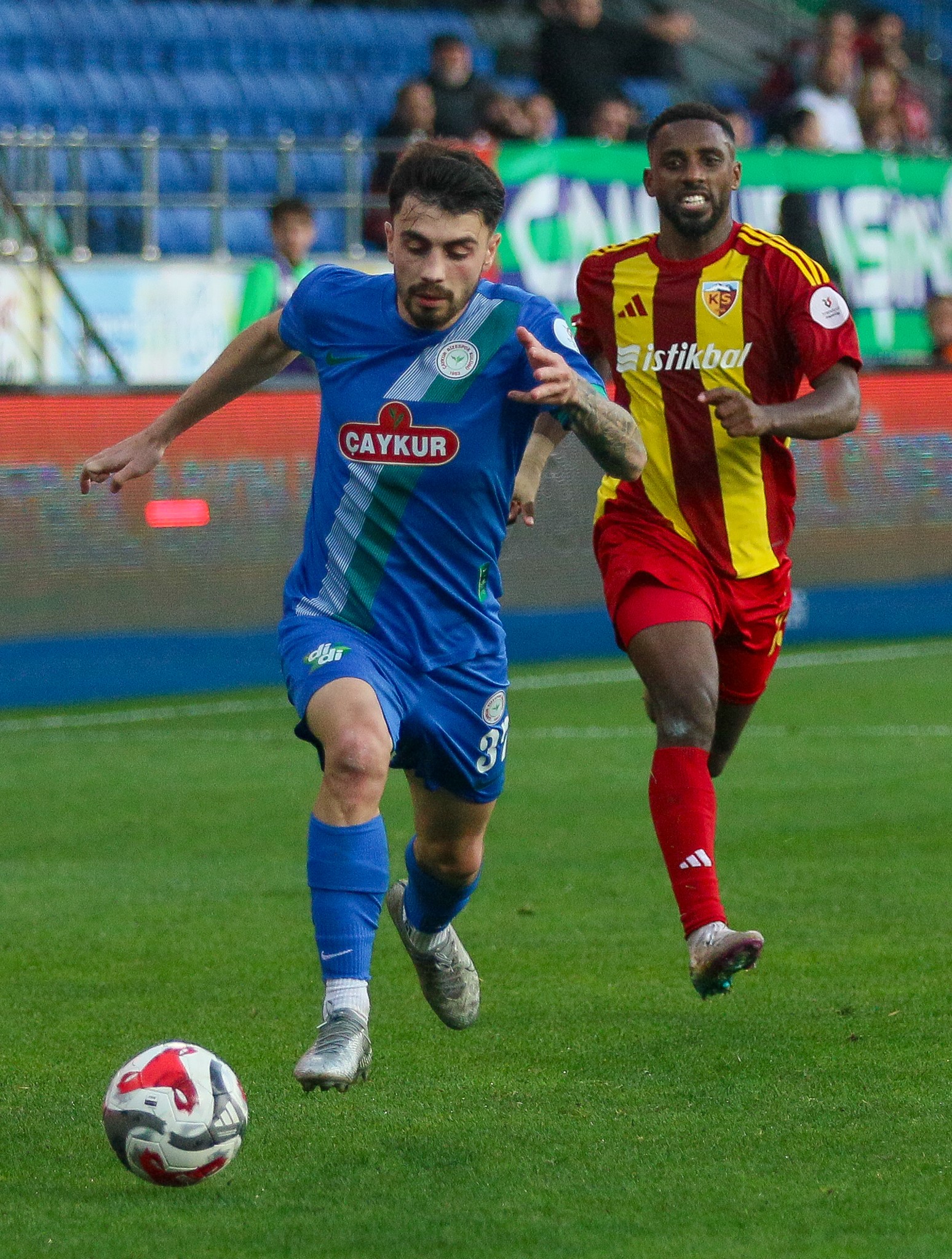 Kayserispor, Çaykur Rizespor'u tek golle yıktı