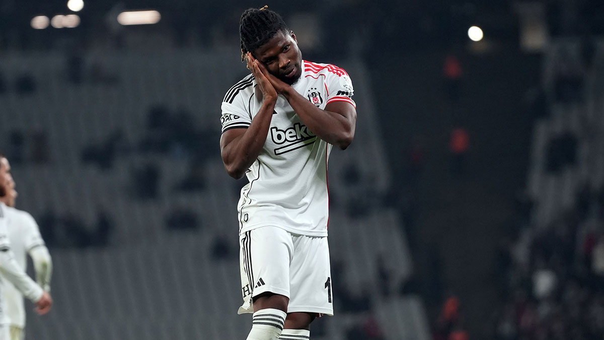 Beşiktaş'ta El Bilal Toure yükselişte