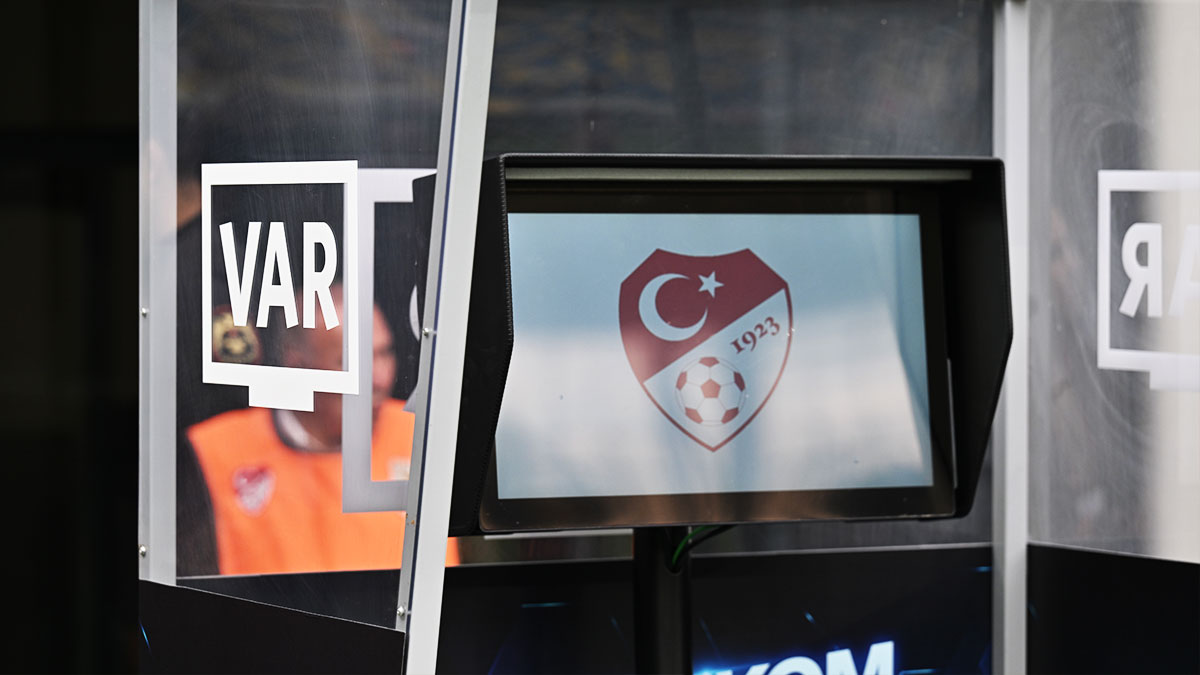 TFF duyurdu! İşte Fenerbahçe-Galatasaray derbisinin VAR hakemi