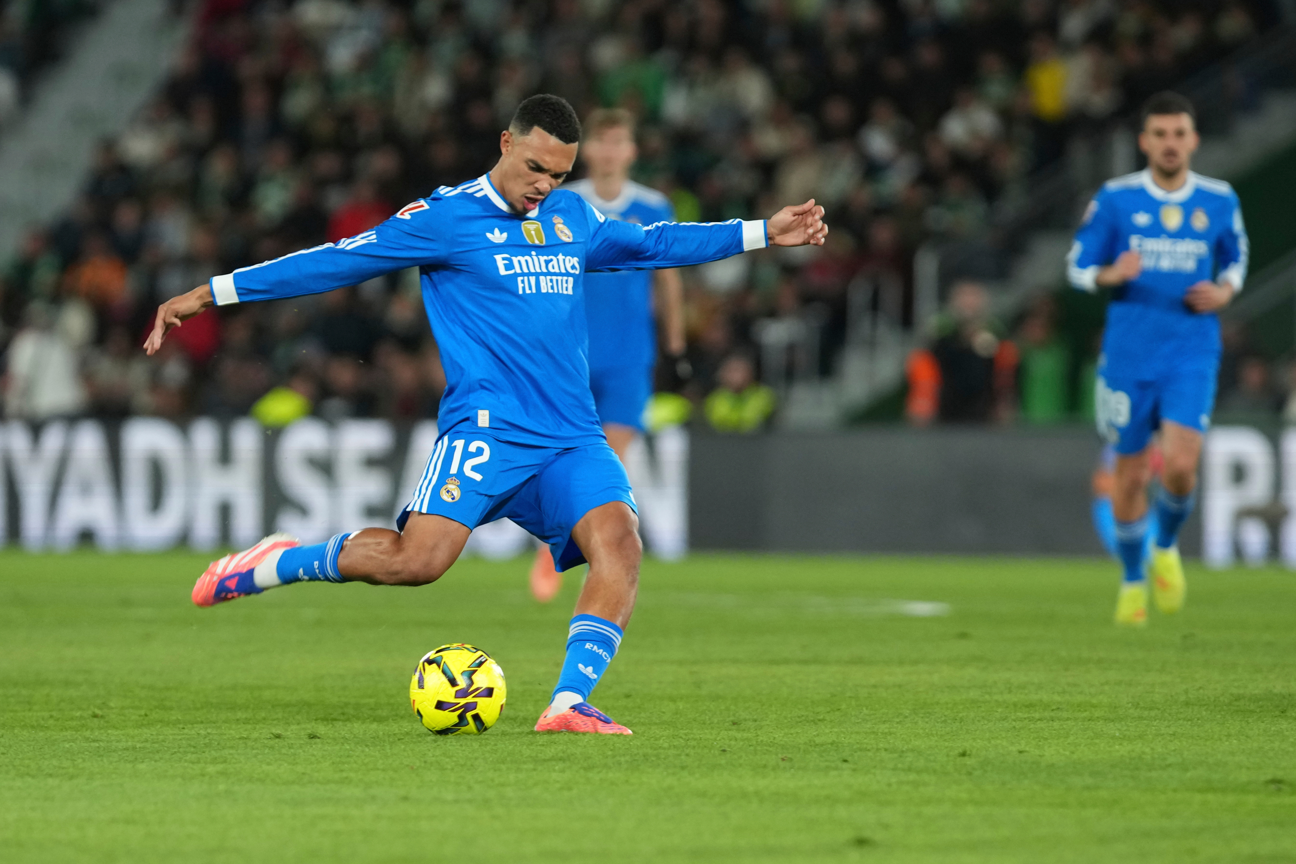 Real Madrid'e kötü haber! Trent Alexander-Arnold yine sakatlandı