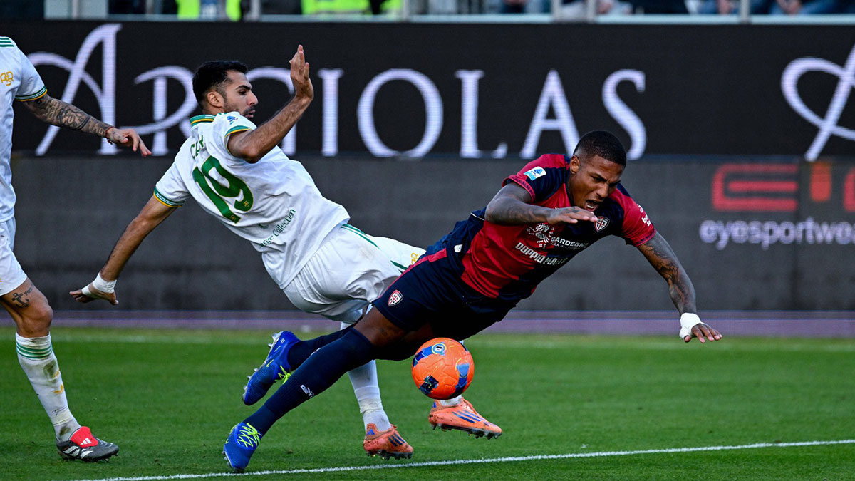 Roma'ya Cagliari çelmesi!