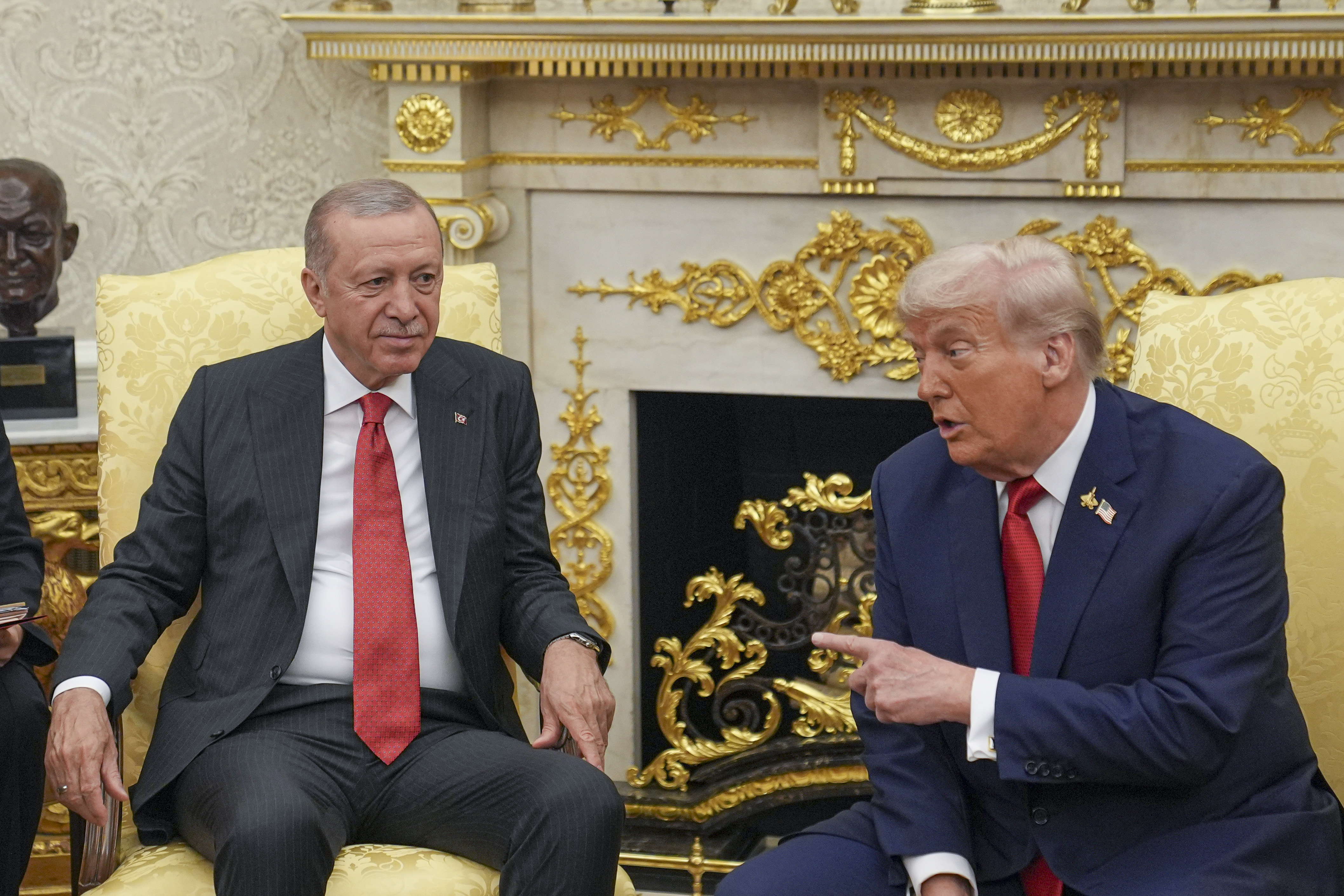 Avrupa'ya tepki Türkiye'ye övgü! Trump: Cumhurbaşkanı Erdoğan güçlü bir ülke ve güçlü bir ordu inşa etti