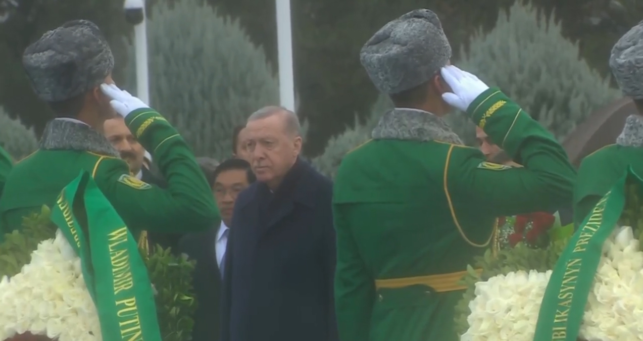 #CANLI Cumhurbaşkanı Erdoğan Türkmenistan'da